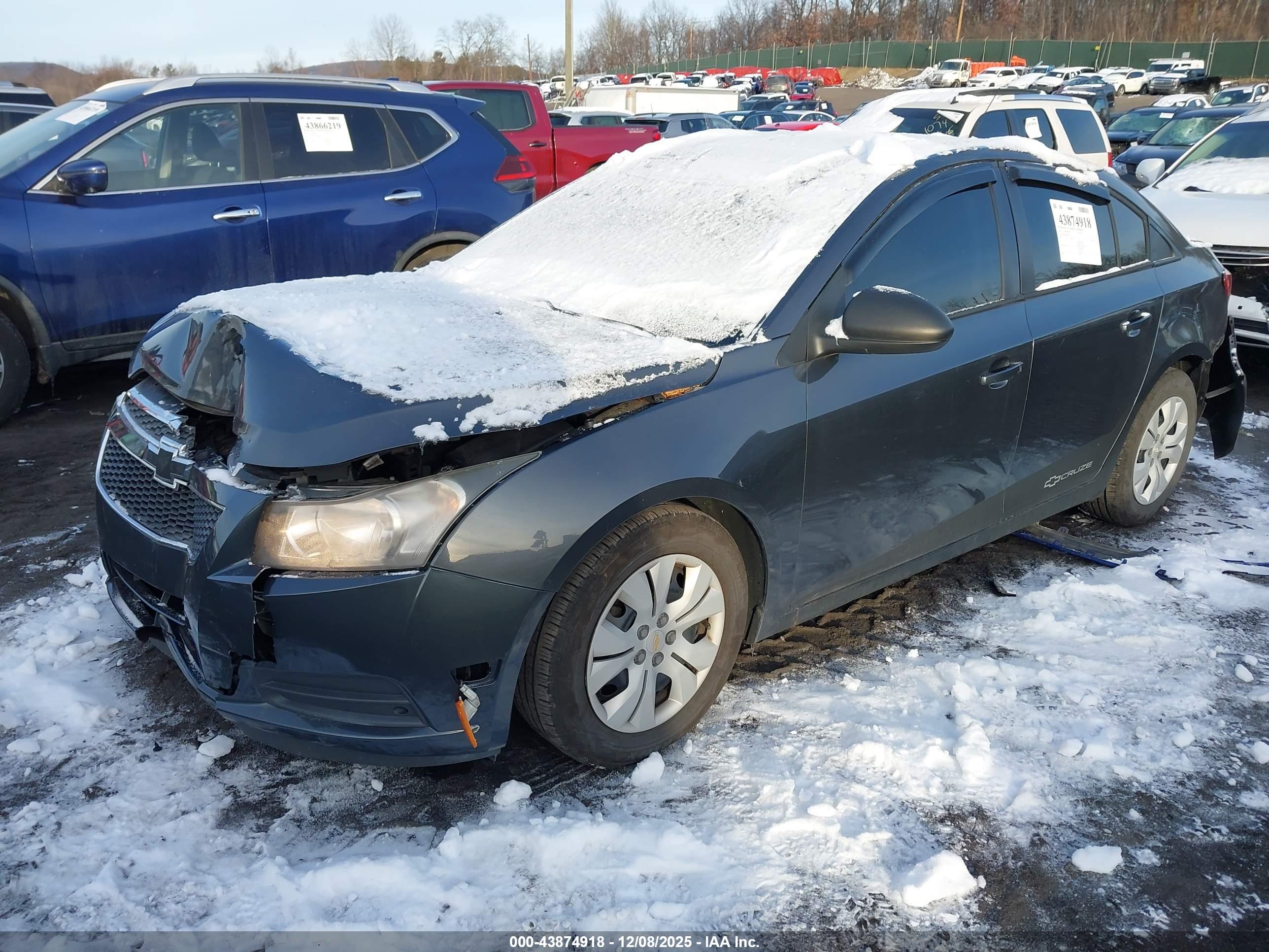 CHEVROLET CRUZE image 2