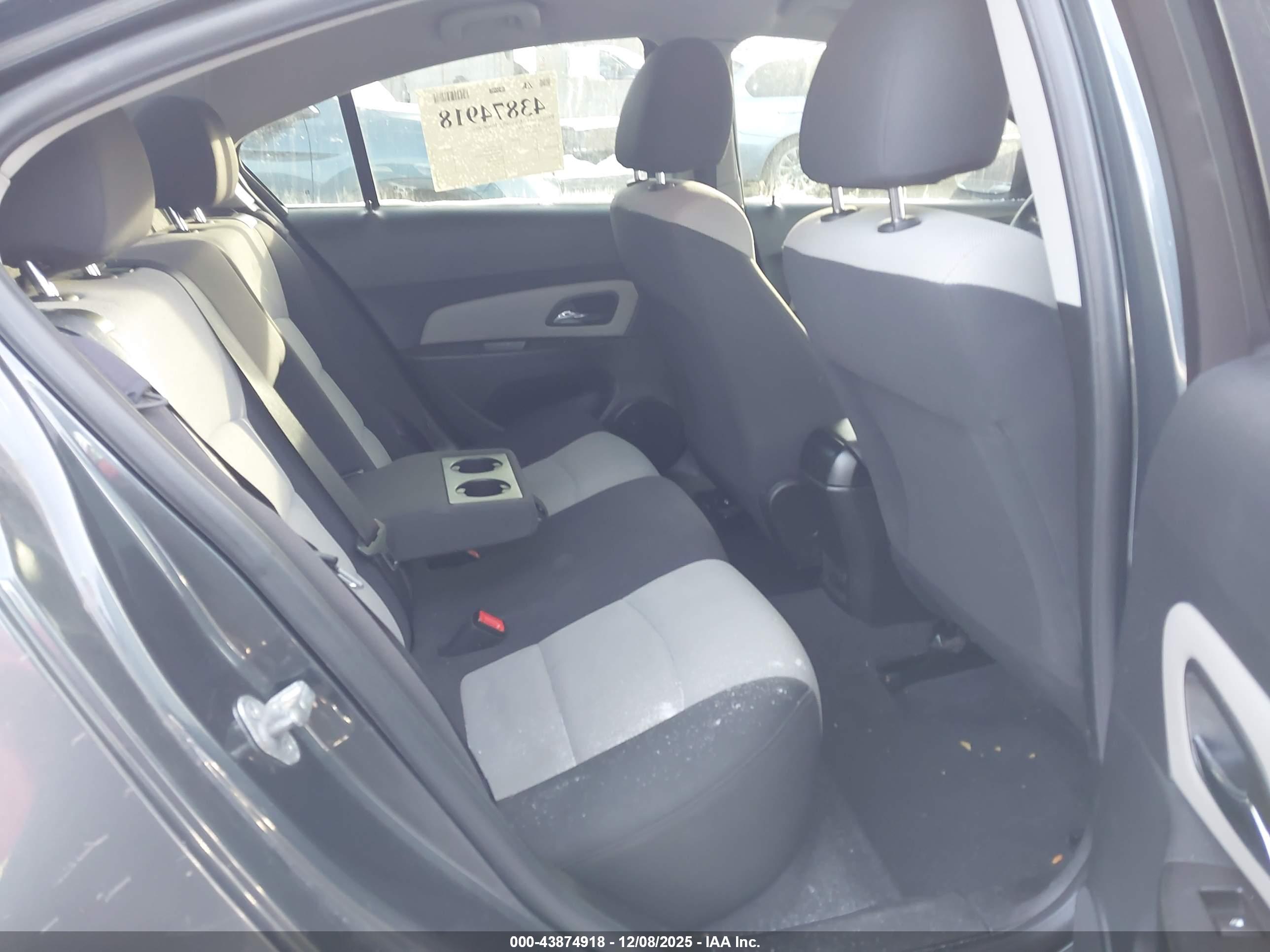 CHEVROLET CRUZE image 8