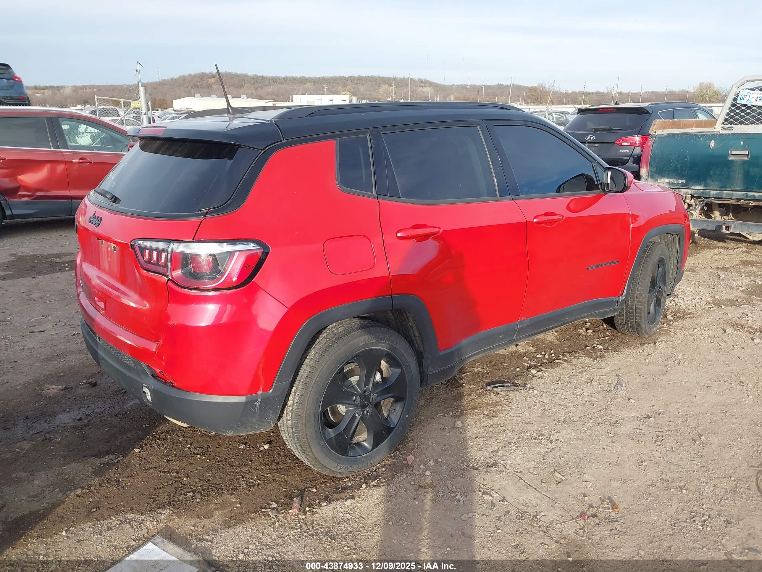 JEEP COMPASS image 4