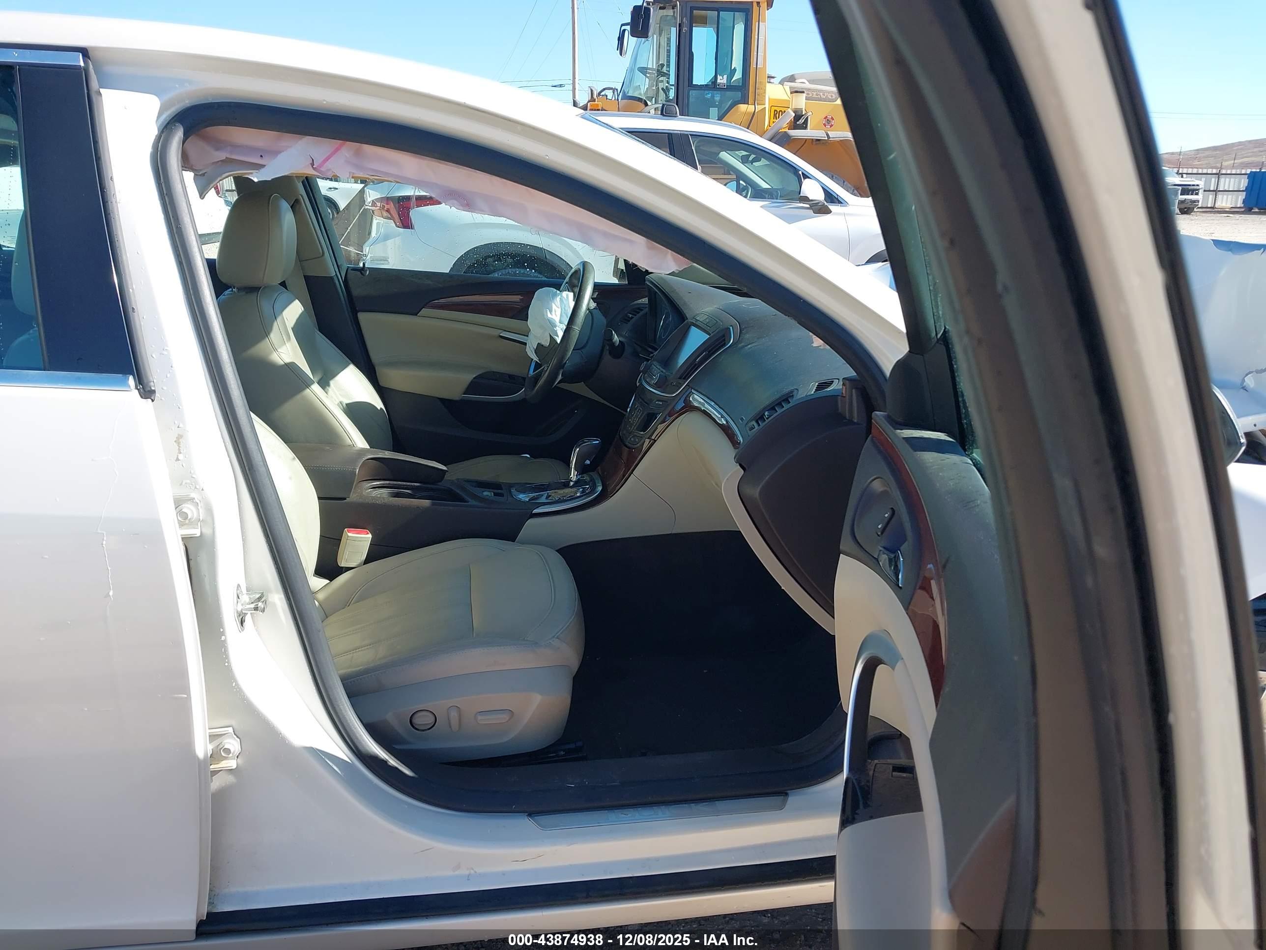 BUICK REGAL image 5