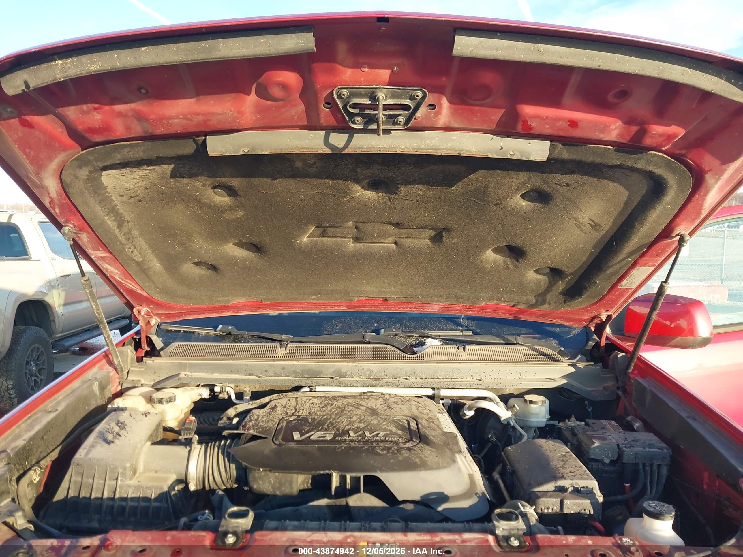CHEVROLET COLORADO image 10