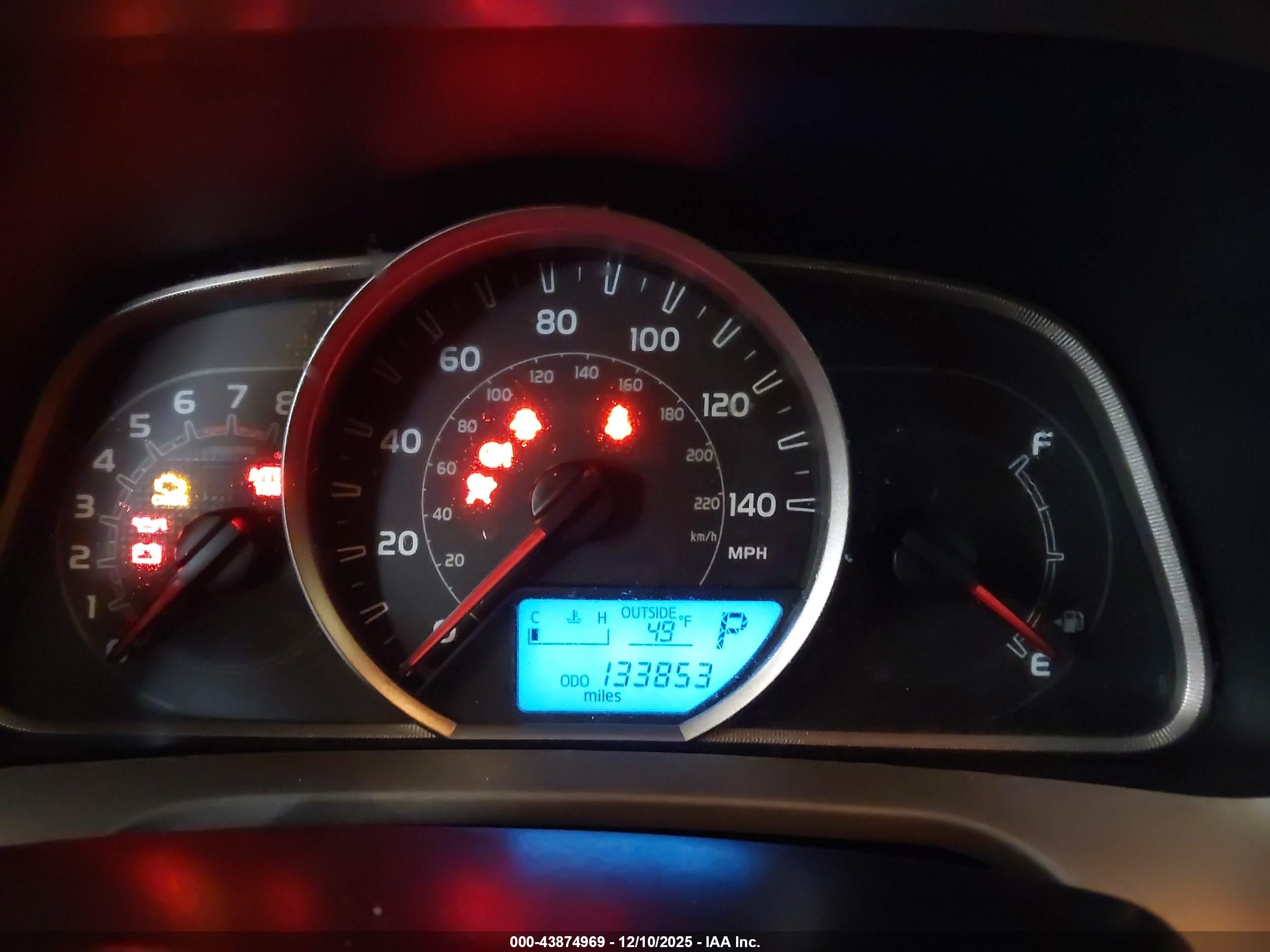 TOYOTA RAV4 image 7