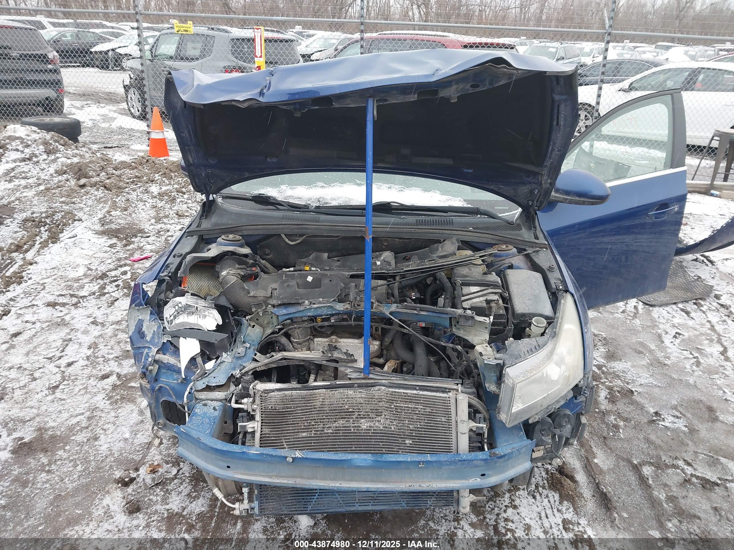 CHEVROLET CRUZE image 10