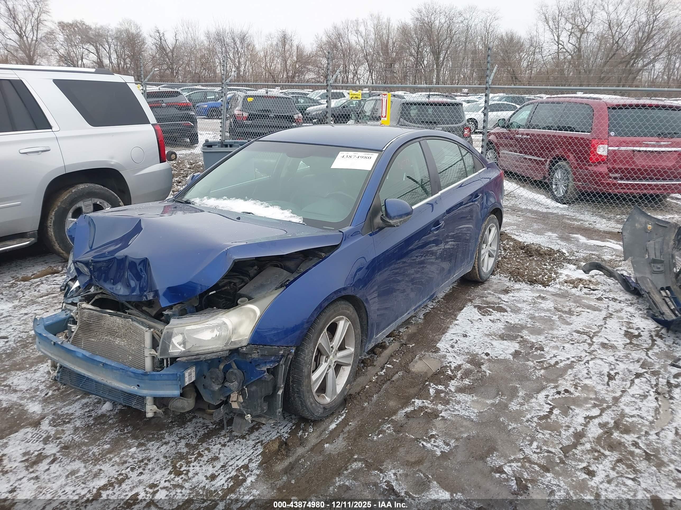 CHEVROLET CRUZE image 2