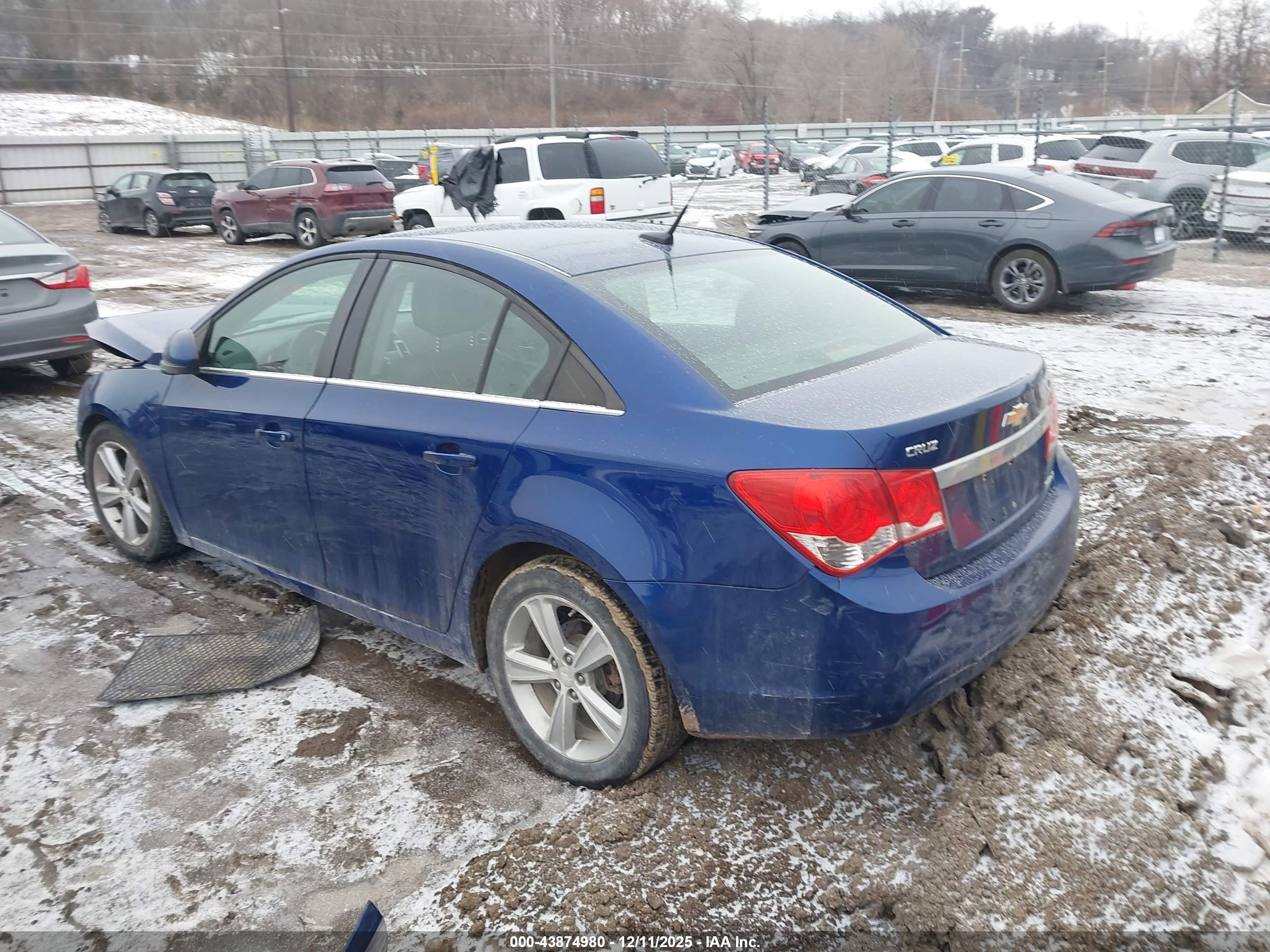 CHEVROLET CRUZE image 3