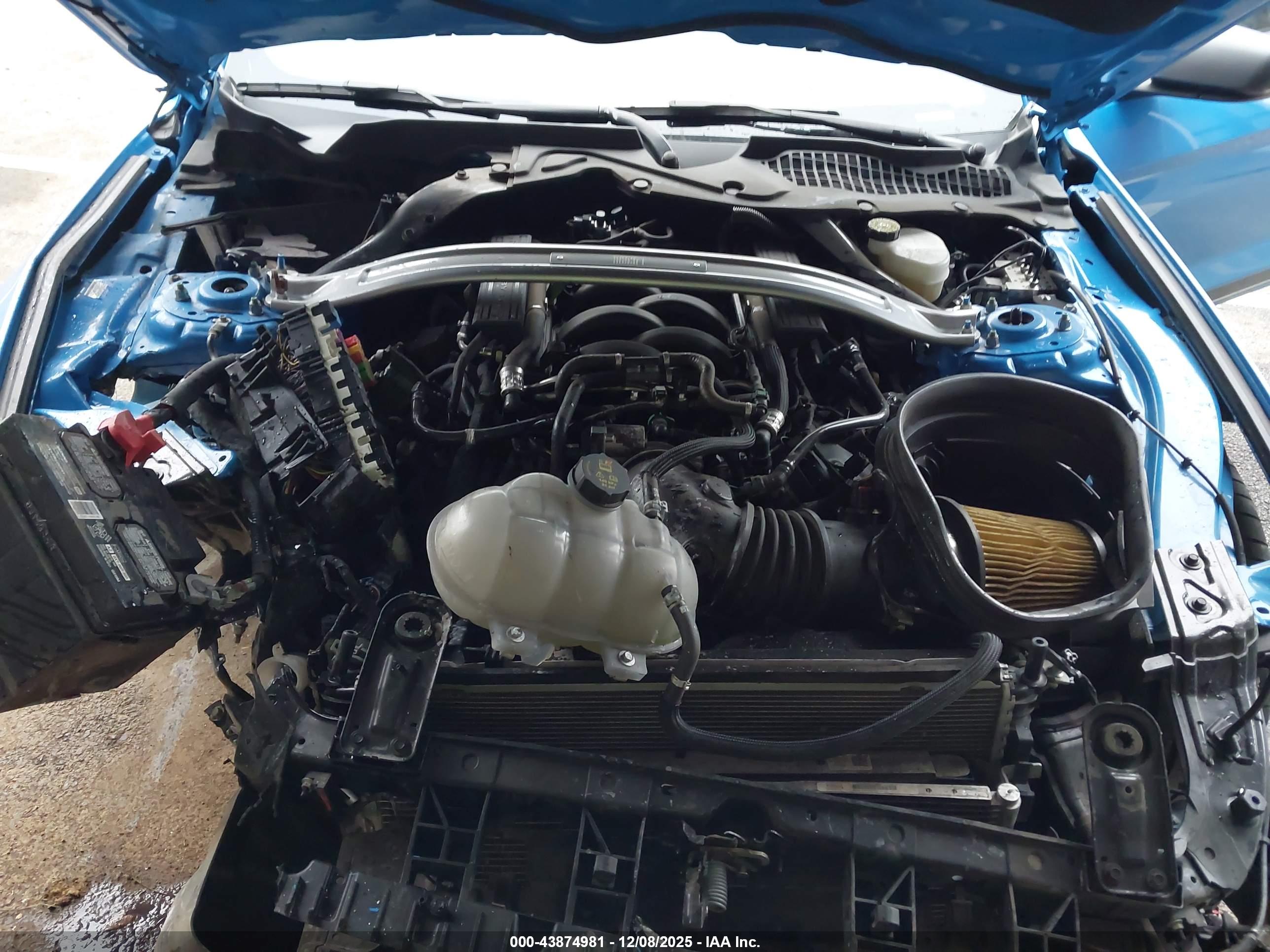 FORD MUSTANG image 10