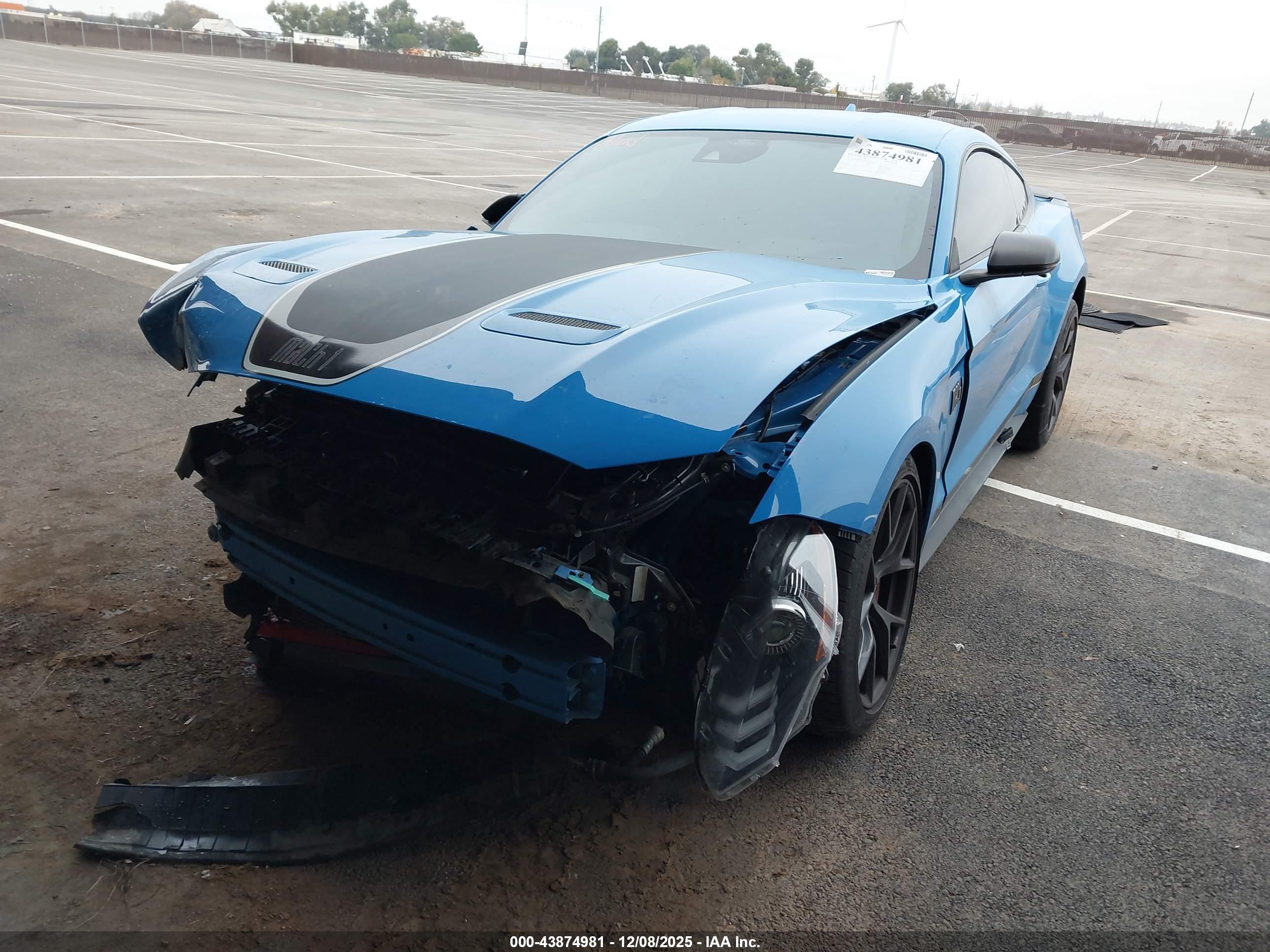 FORD MUSTANG image 2