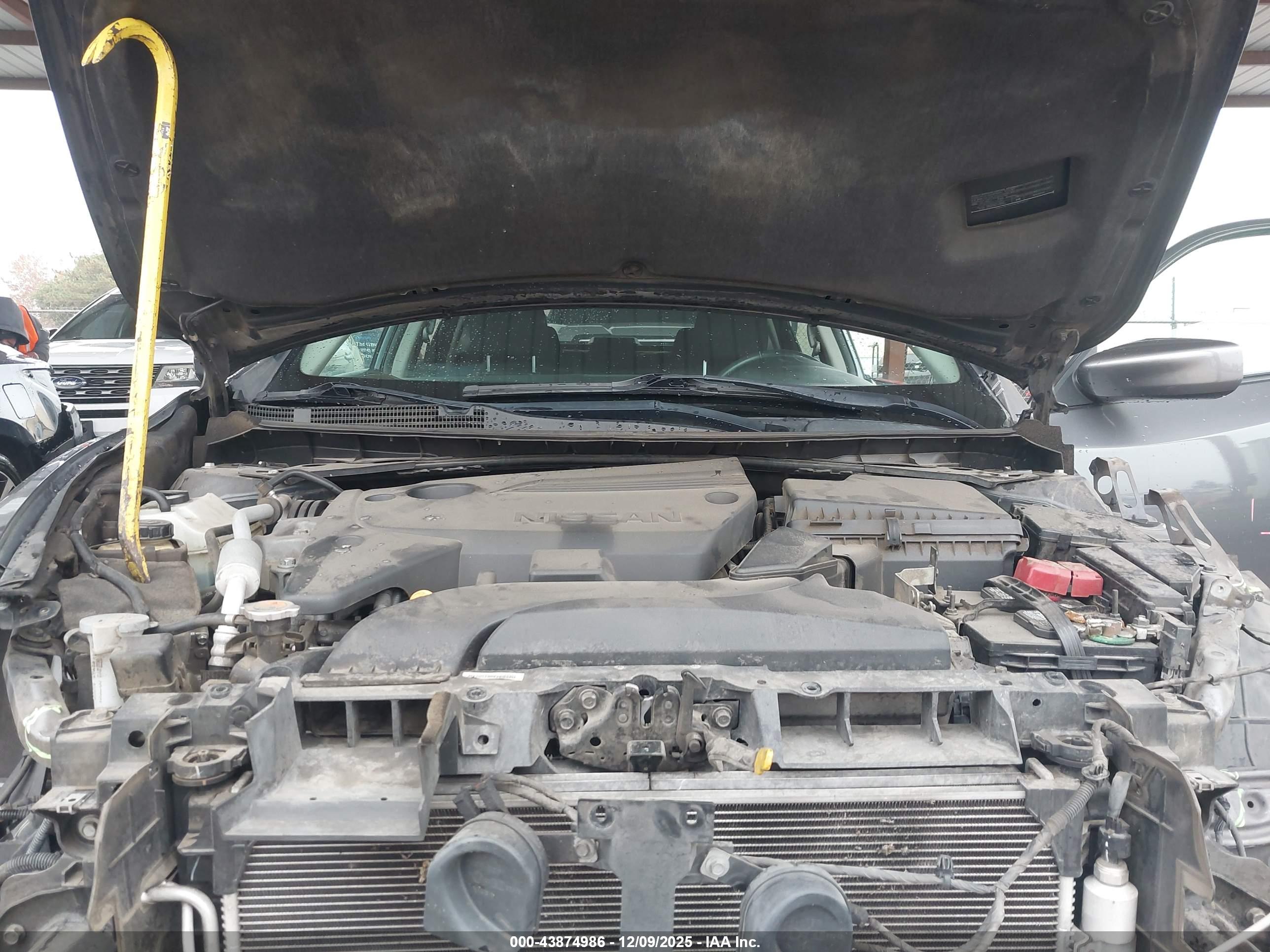 NISSAN ALTIMA image 10