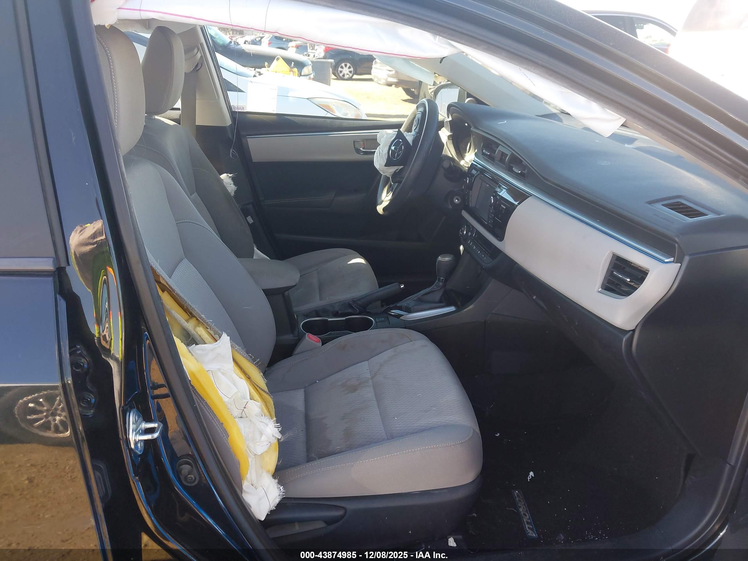 TOYOTA COROLLA image 5