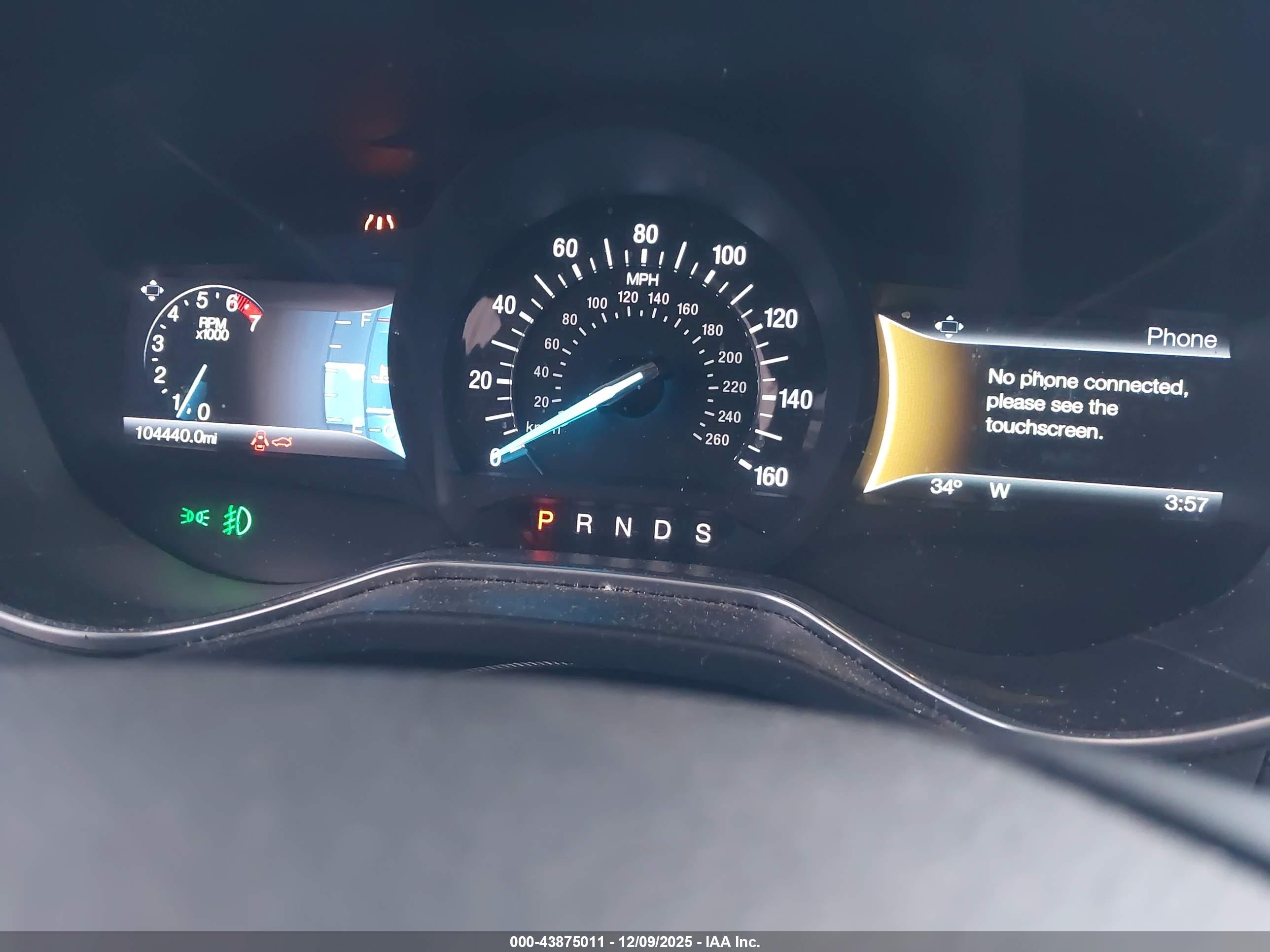 FORD FUSION image 7