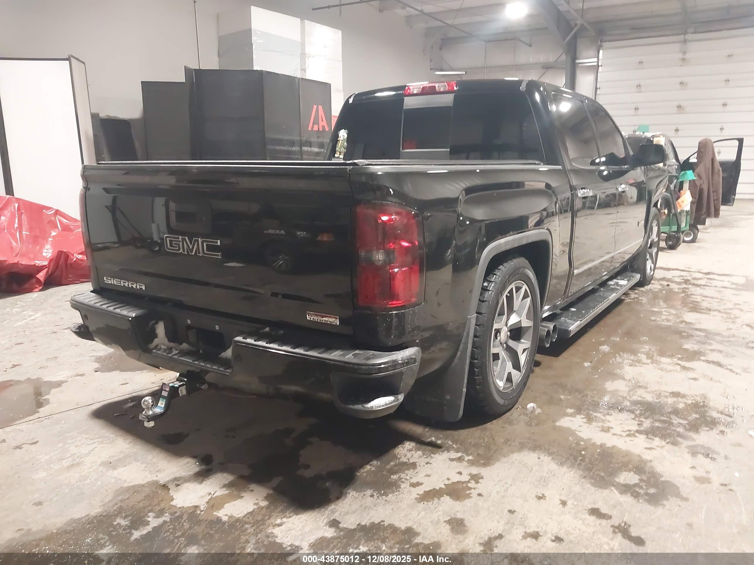 GMC SIERRA image 4