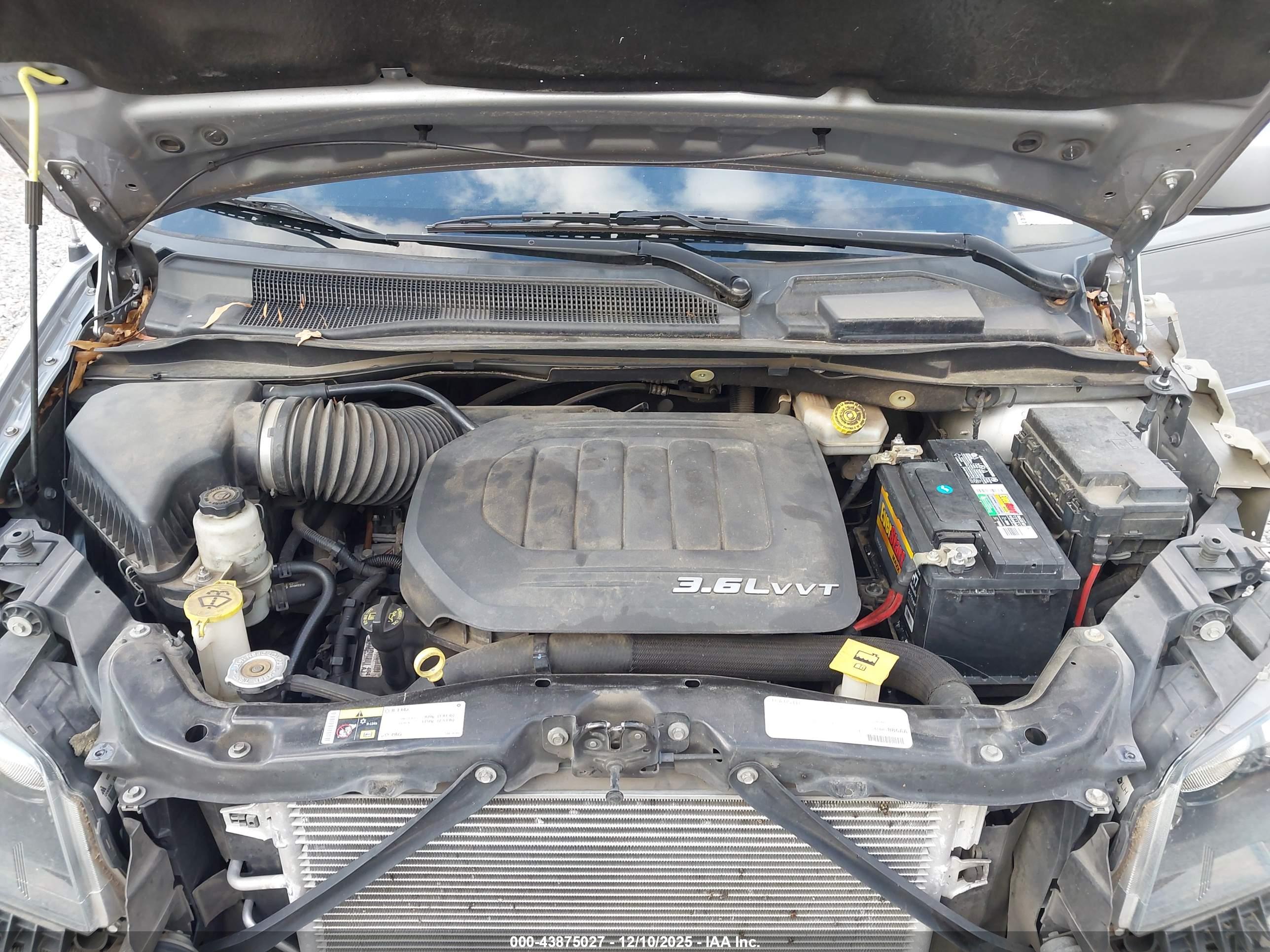 DODGE GRAND image 10