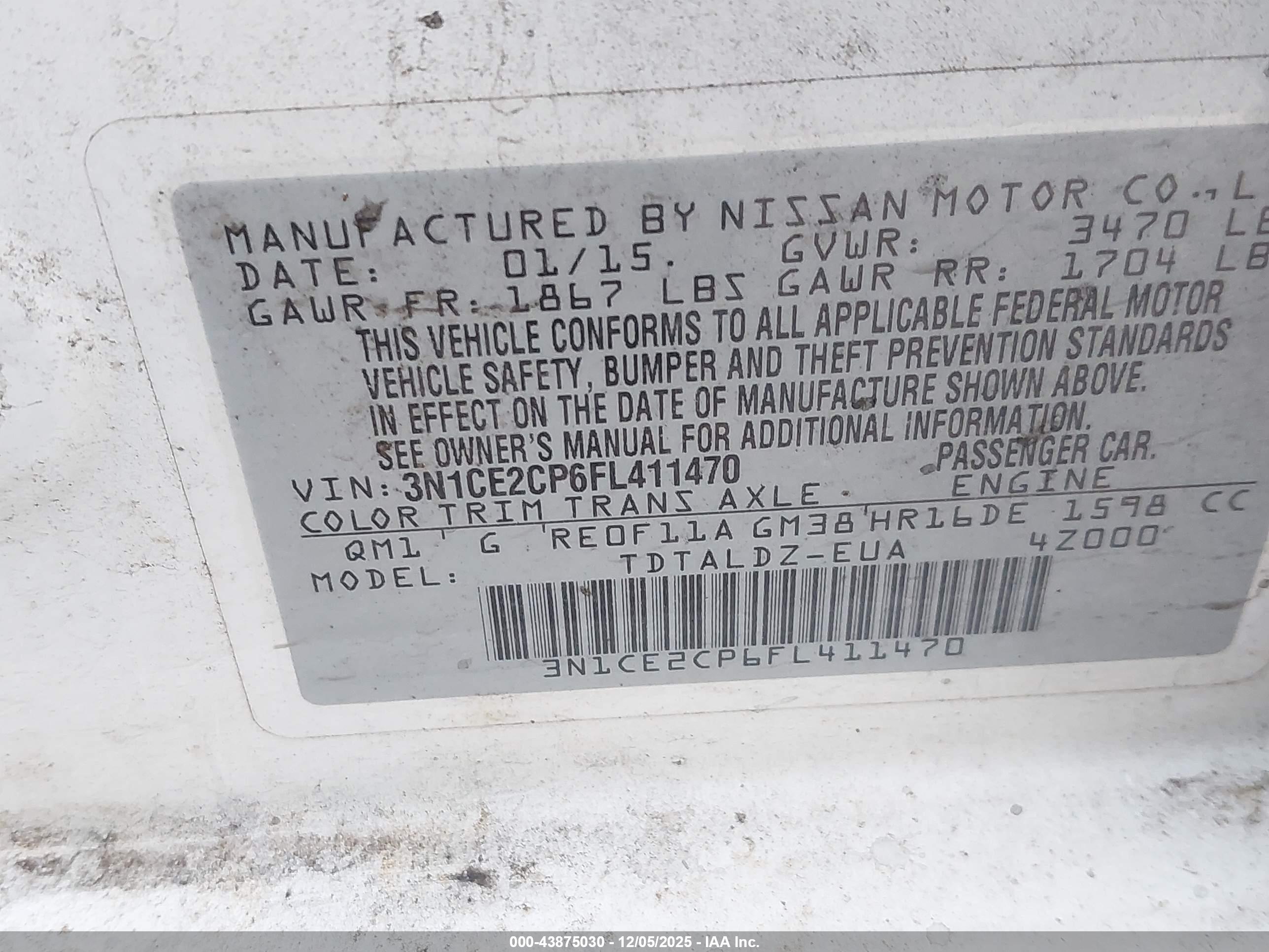NISSAN VERSA image 9