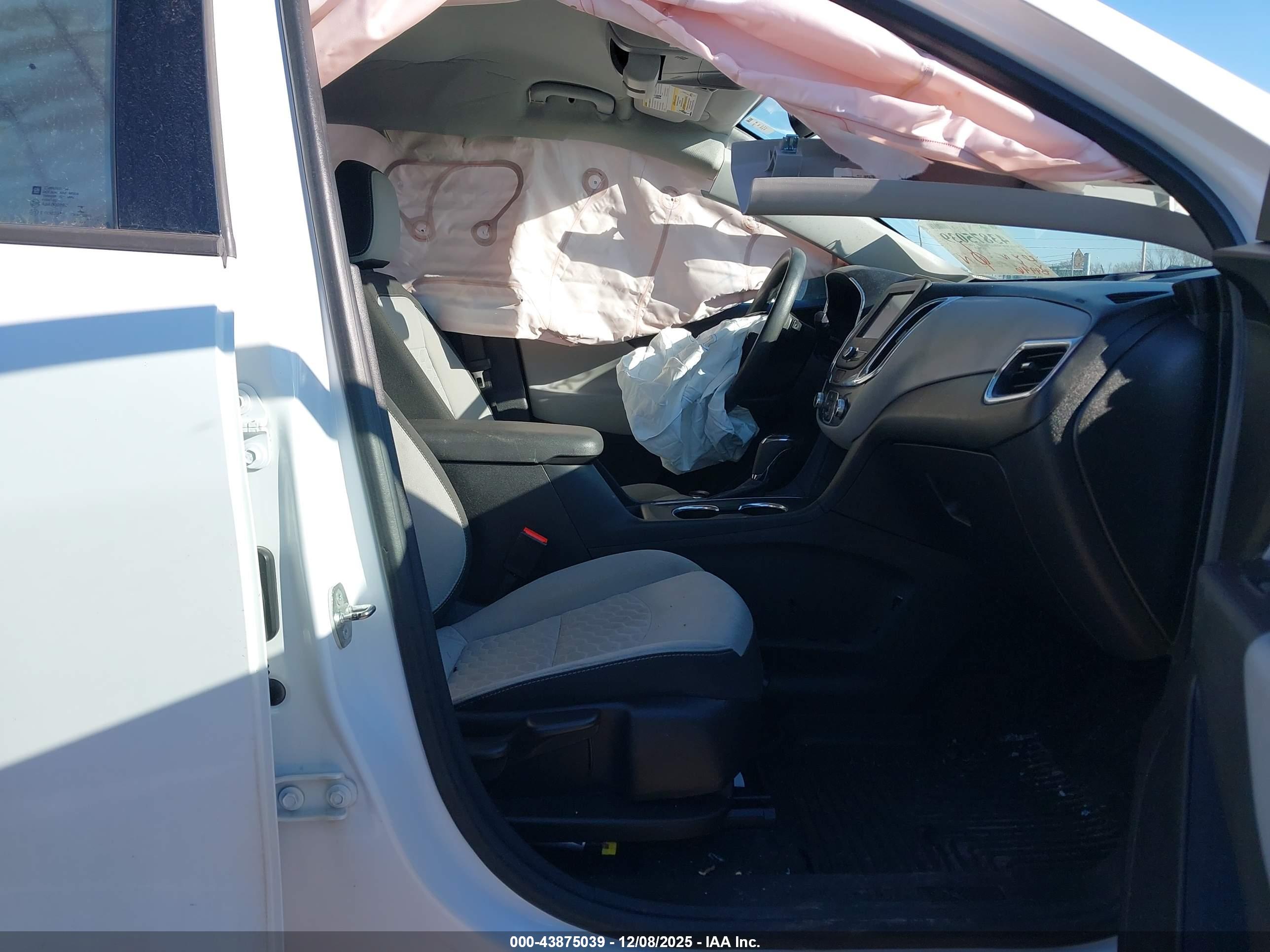 CHEVROLET EQUINOX image 5
