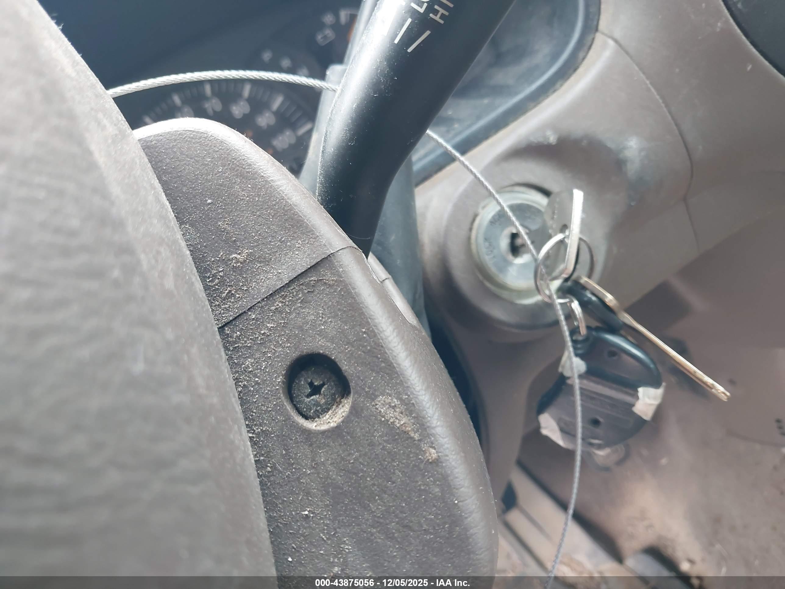 TOYOTA TUNDRA image 11