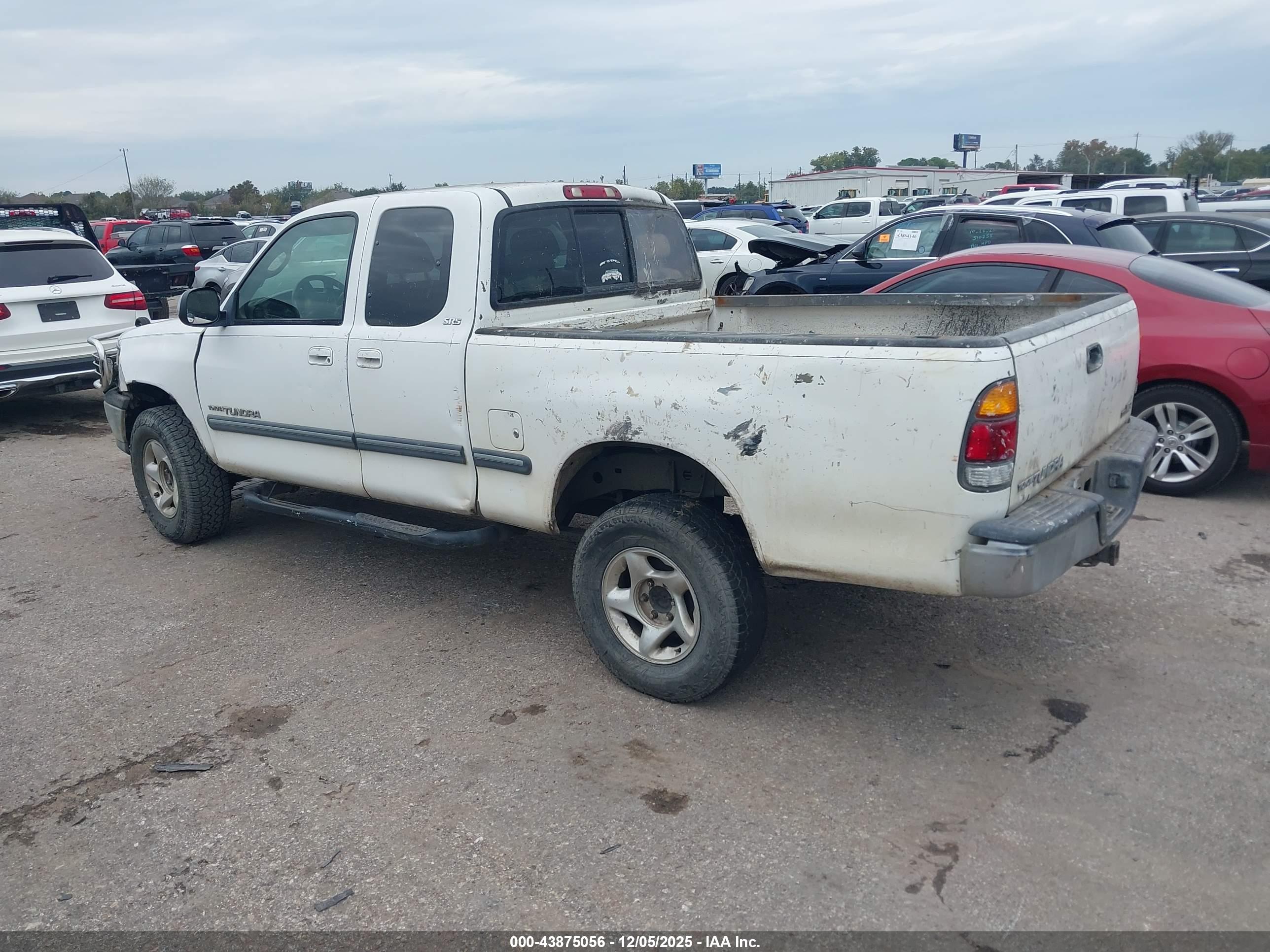 TOYOTA TUNDRA image 3