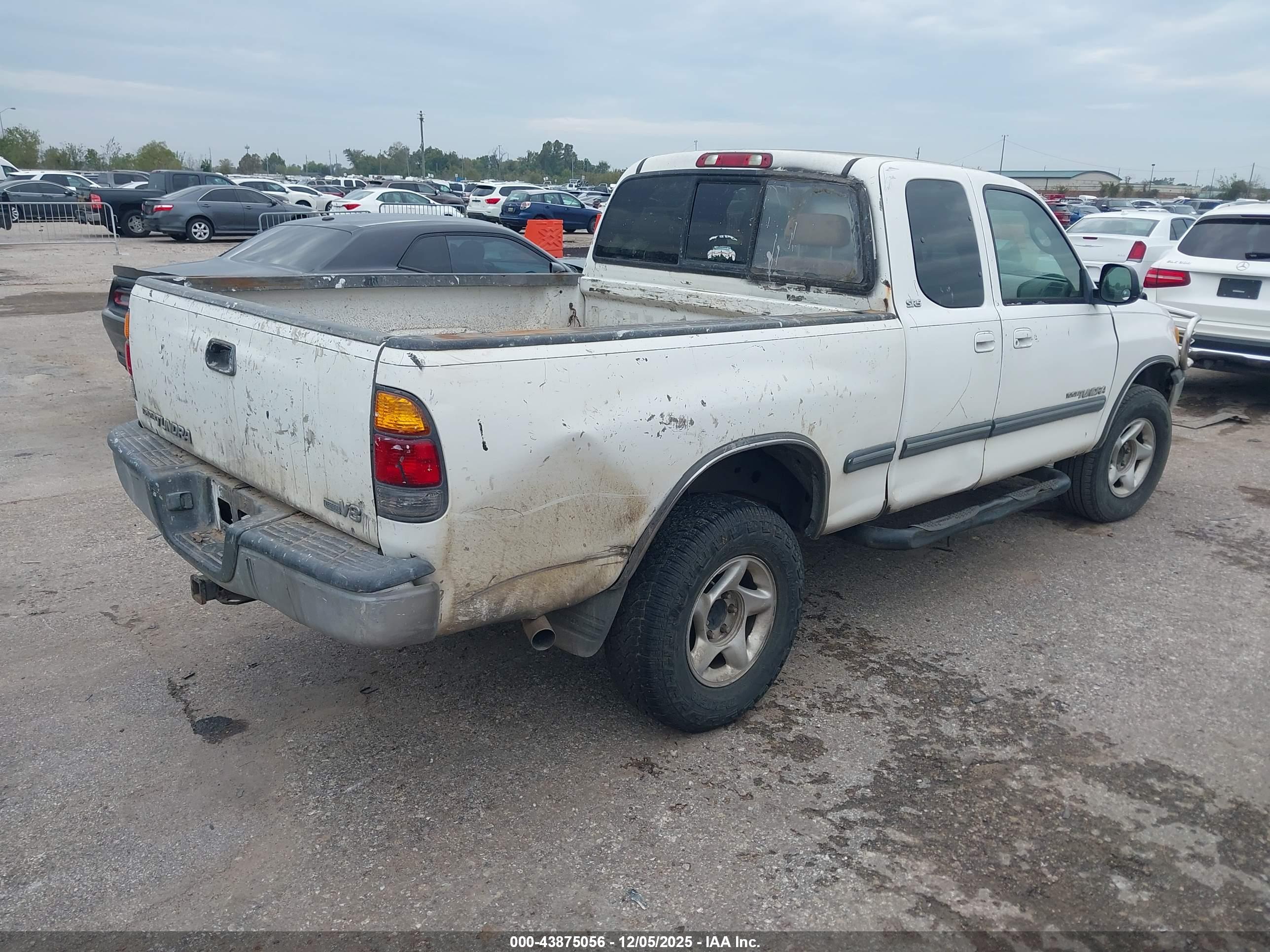 TOYOTA TUNDRA image 4