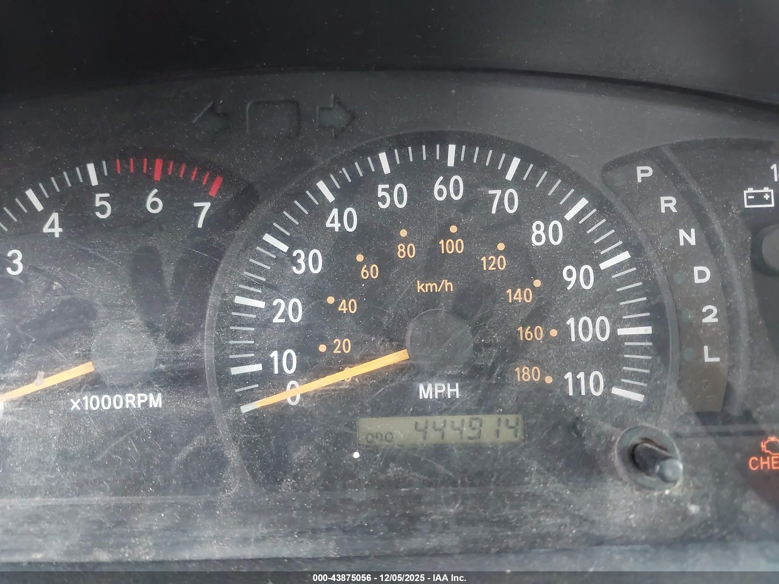 TOYOTA TUNDRA image 7