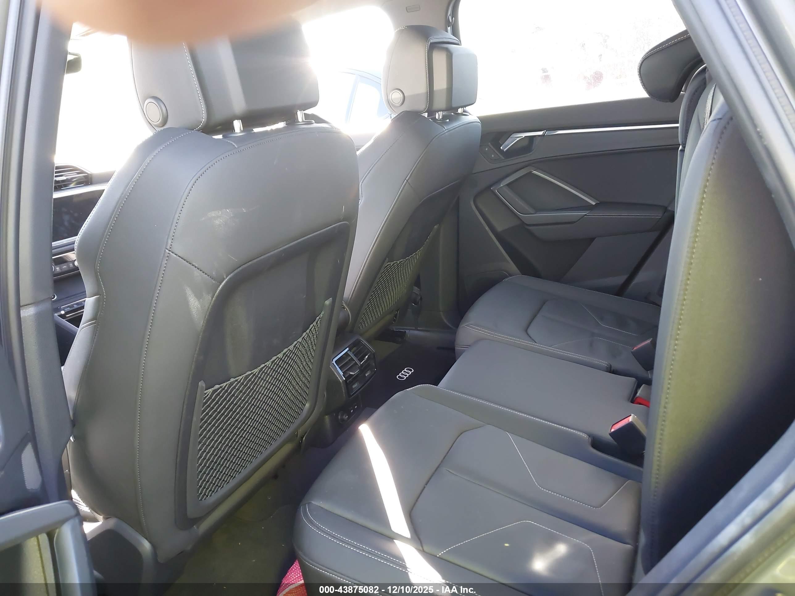AUDI Q3 image 8