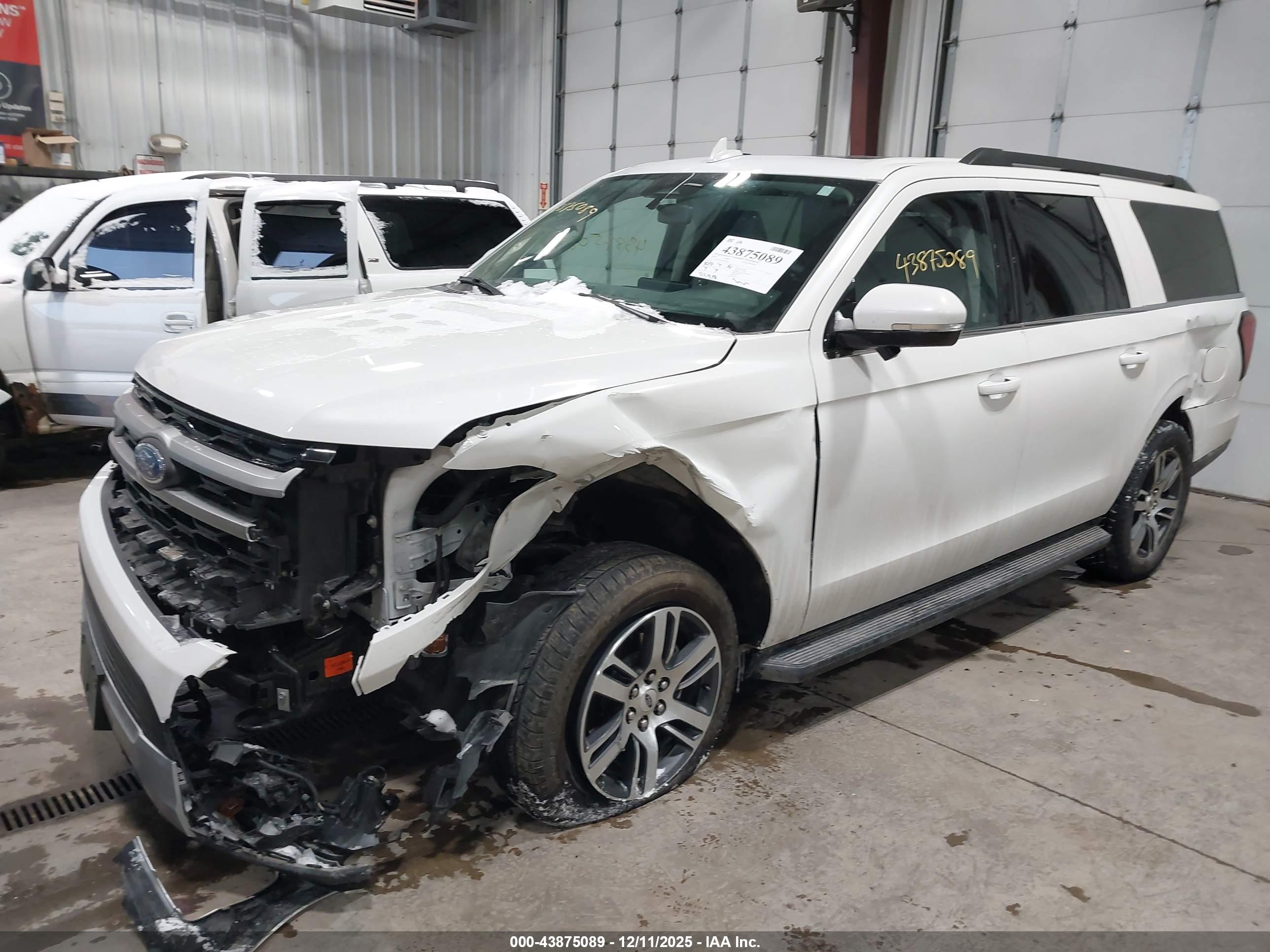FORD EXPEDITION image 2