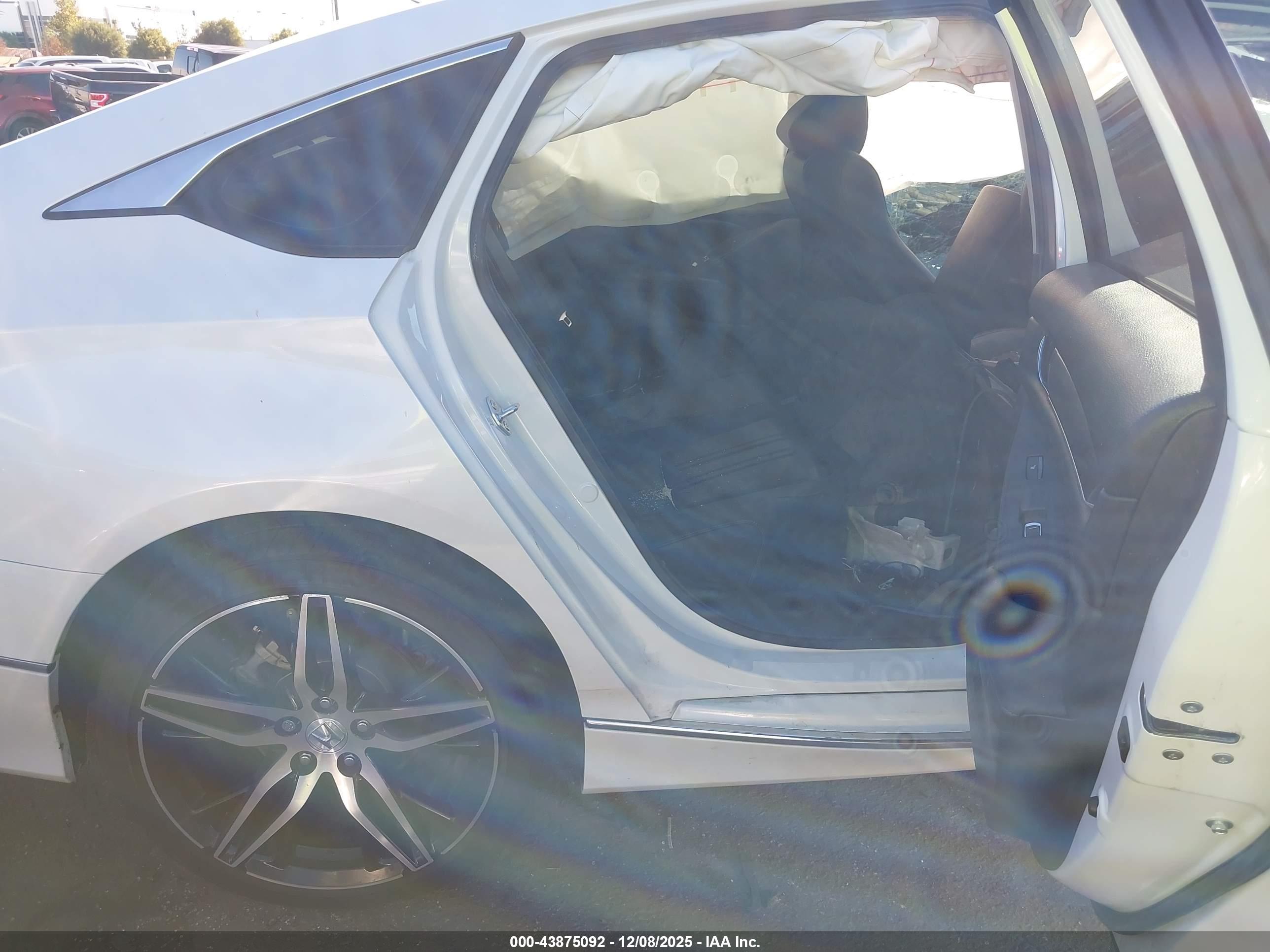 HONDA ACCORD image 8