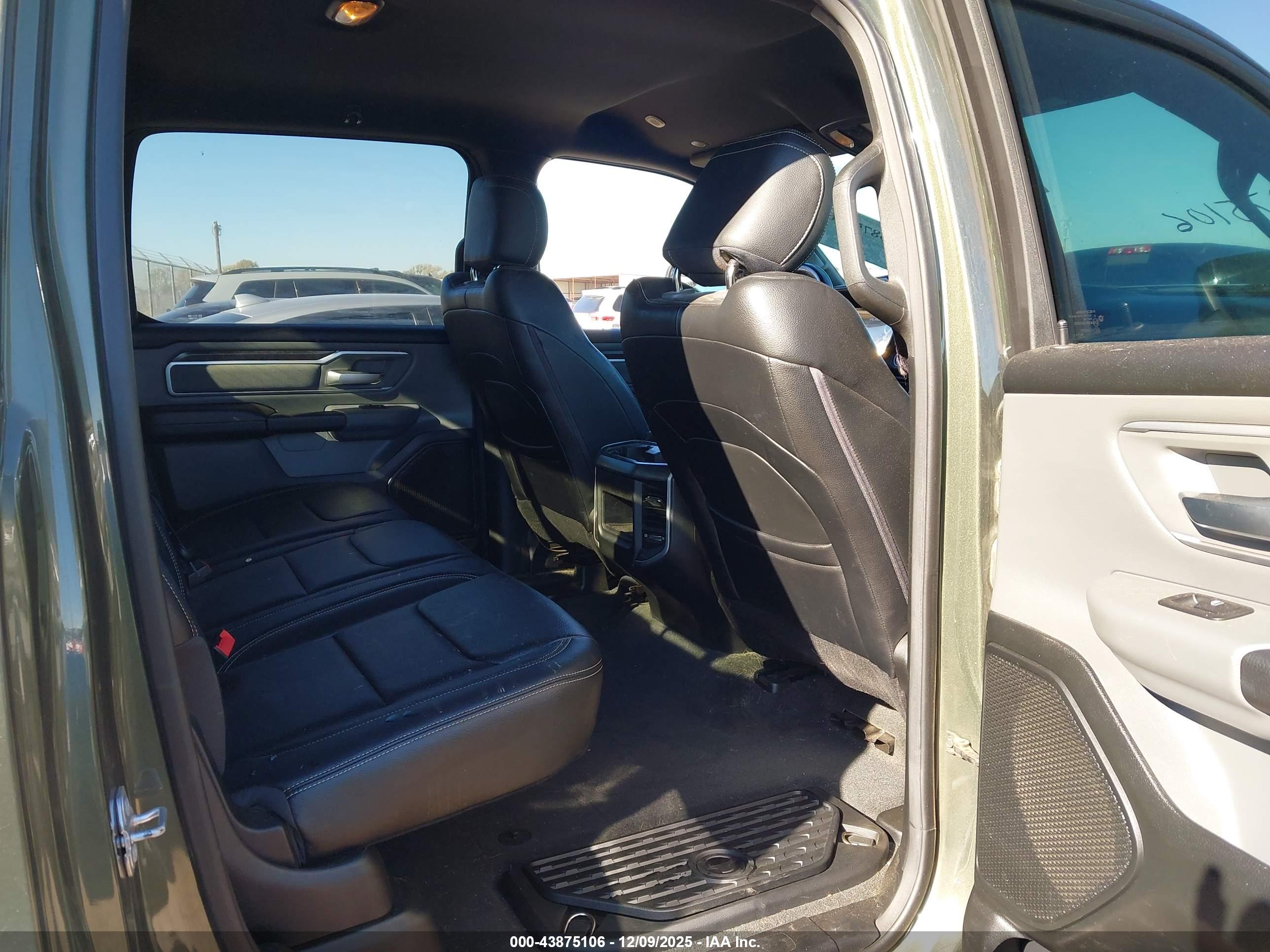 RAM 1500 image 8