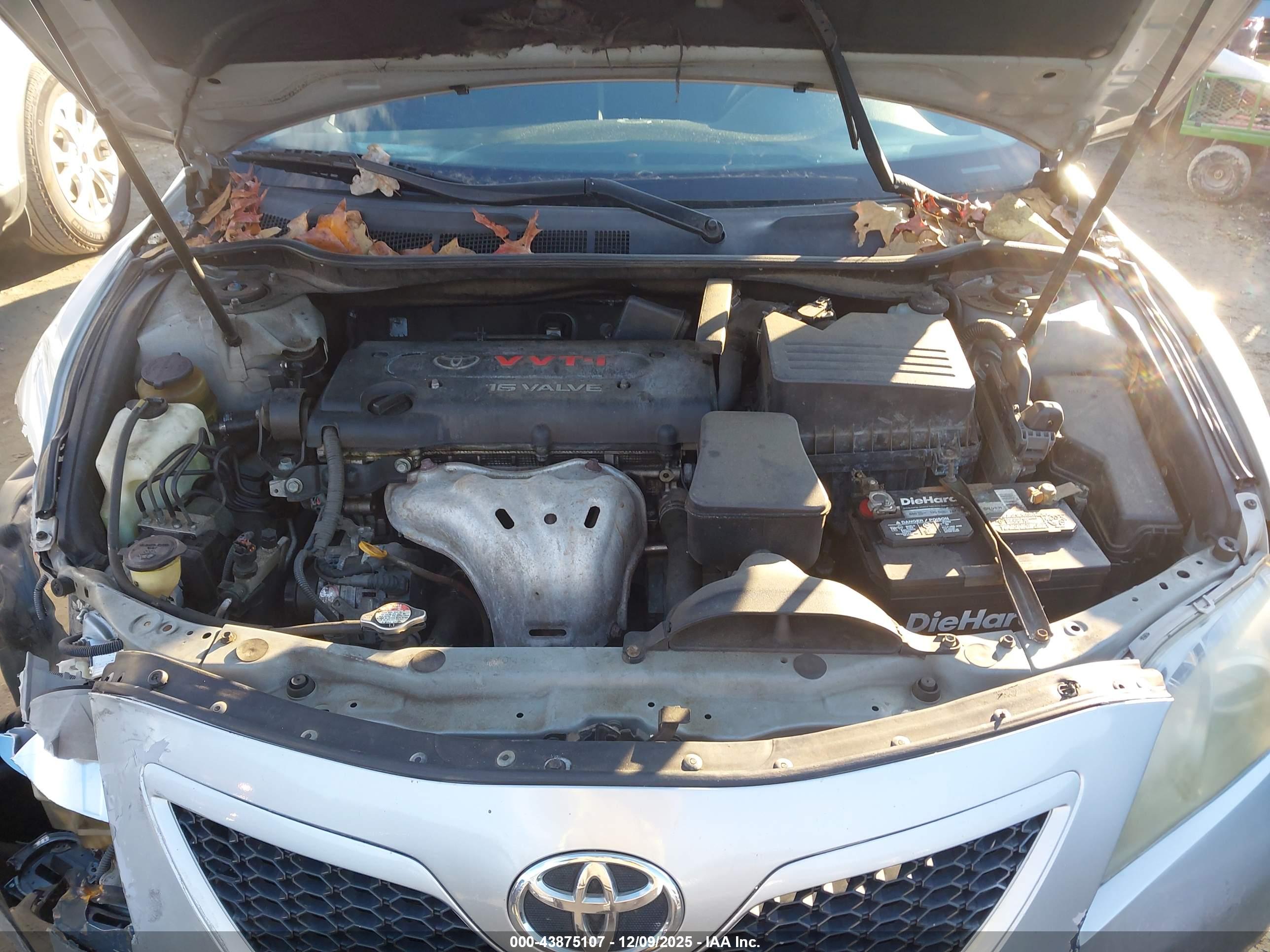 TOYOTA CAMRY image 10