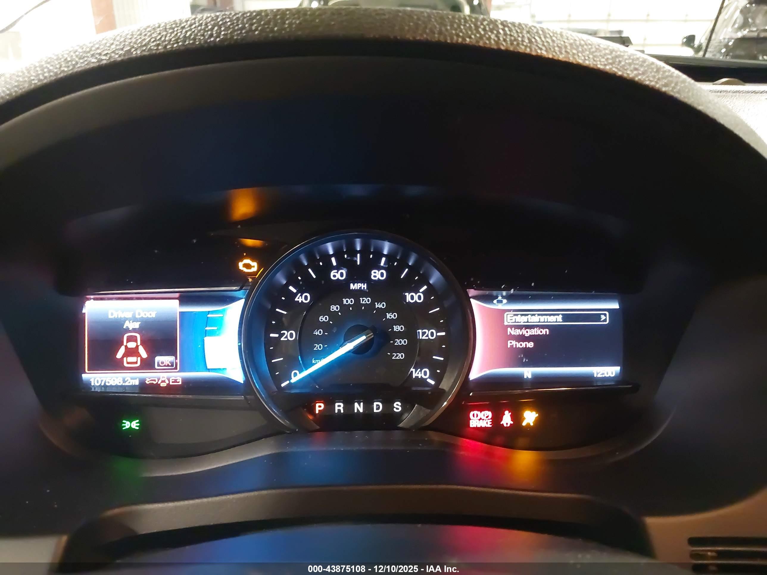 FORD EXPLORER image 7