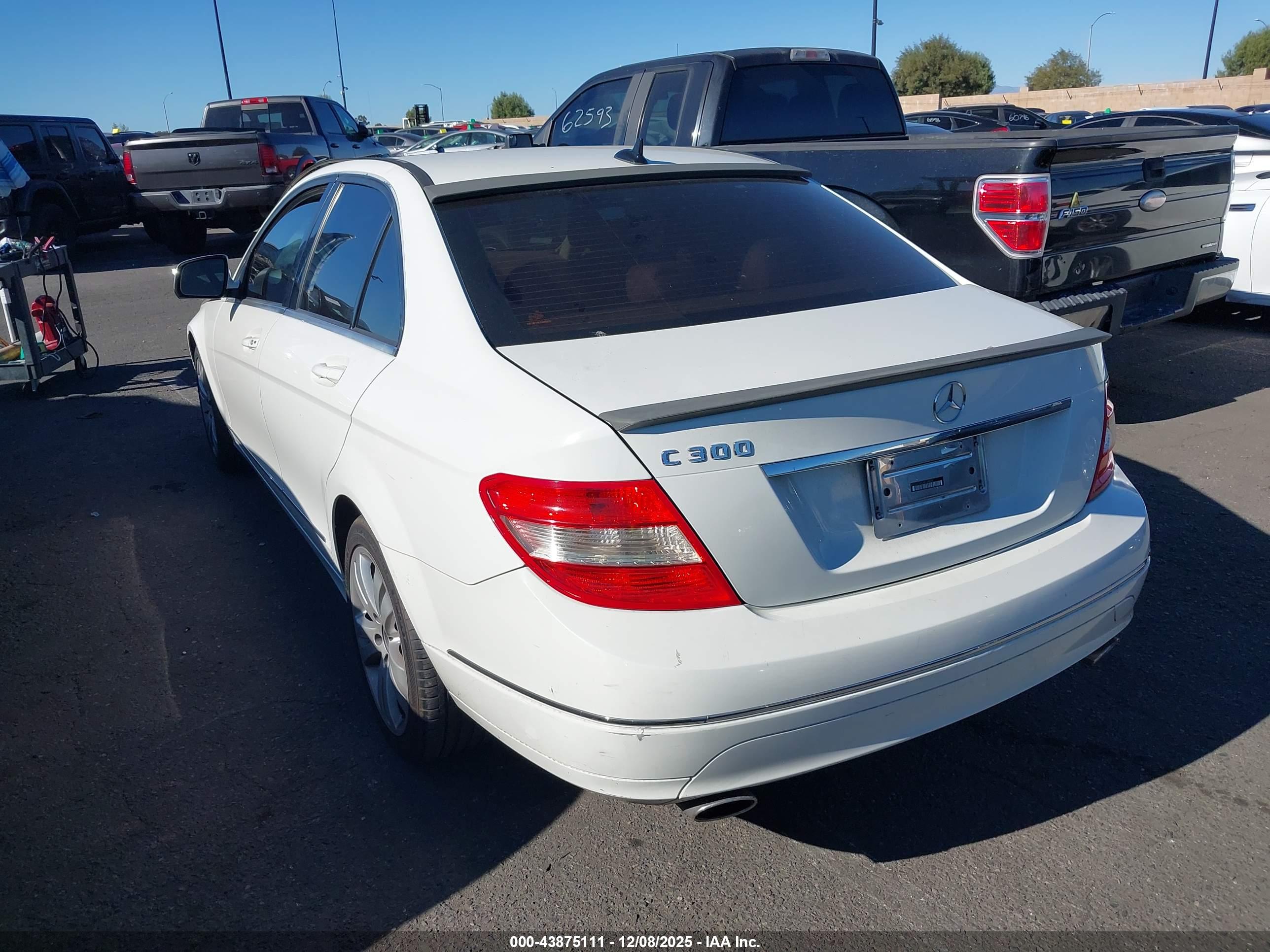 MERCEDES-BENZ C image 3