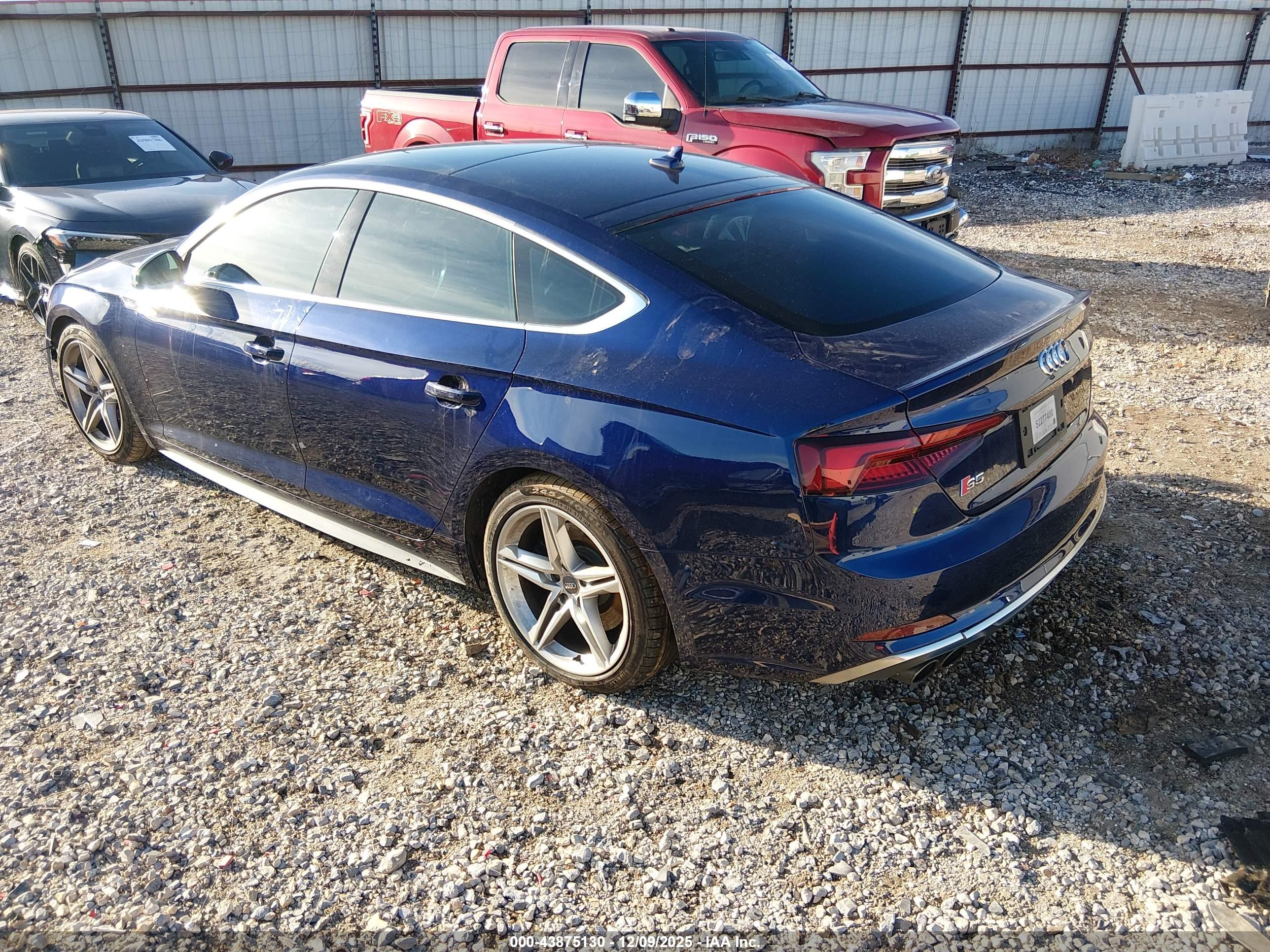 AUDI S5 image 3