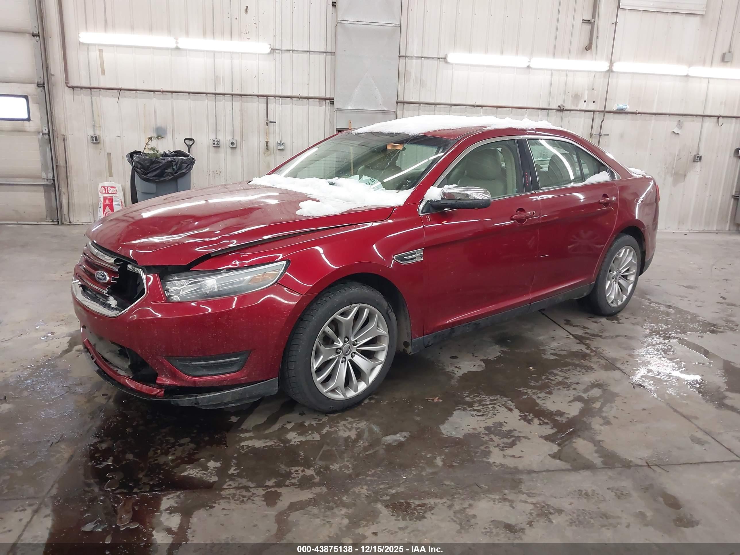FORD TAURUS image 2