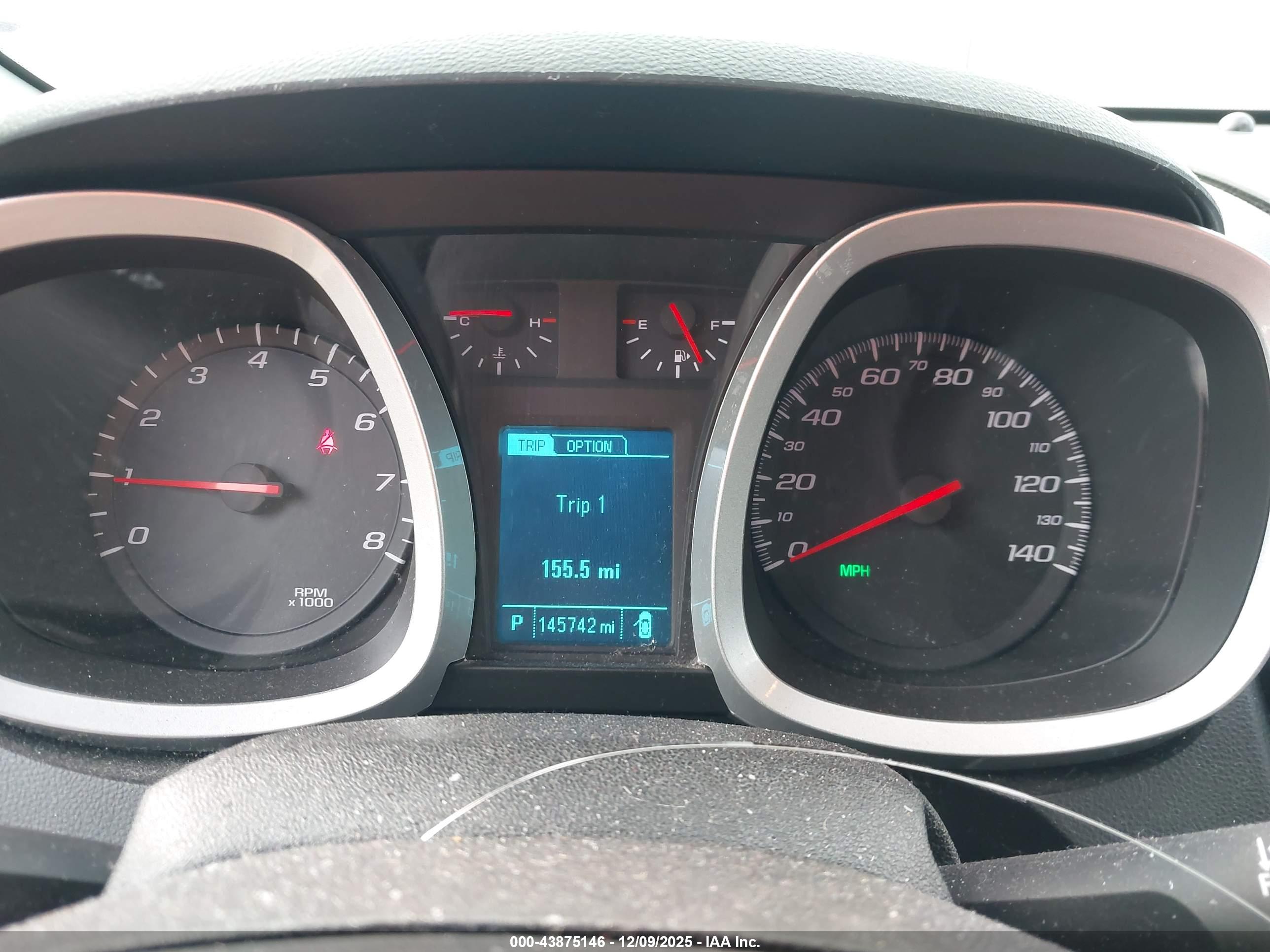 CHEVROLET EQUINOX image 7