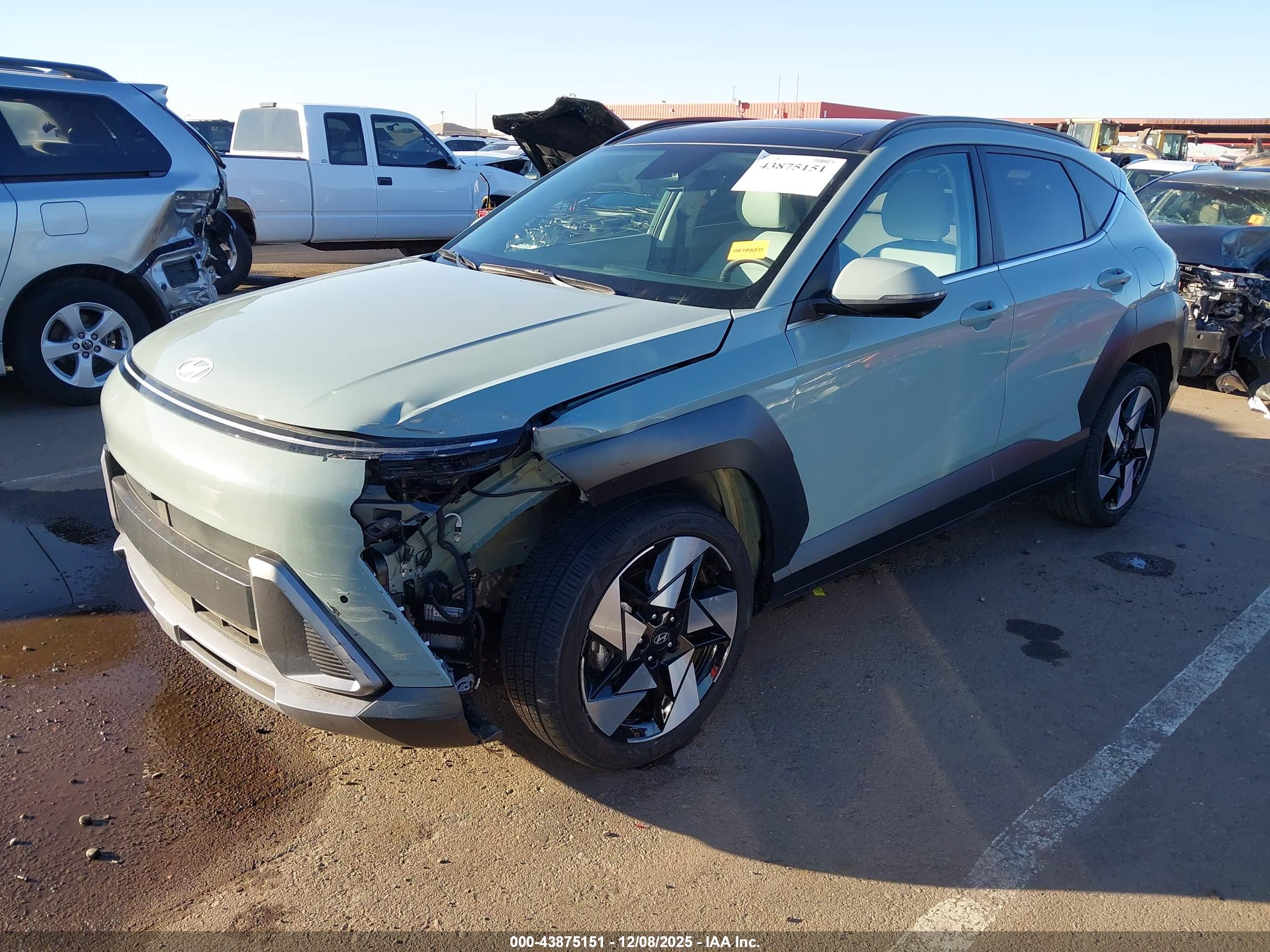 HYUNDAI KONA image 2