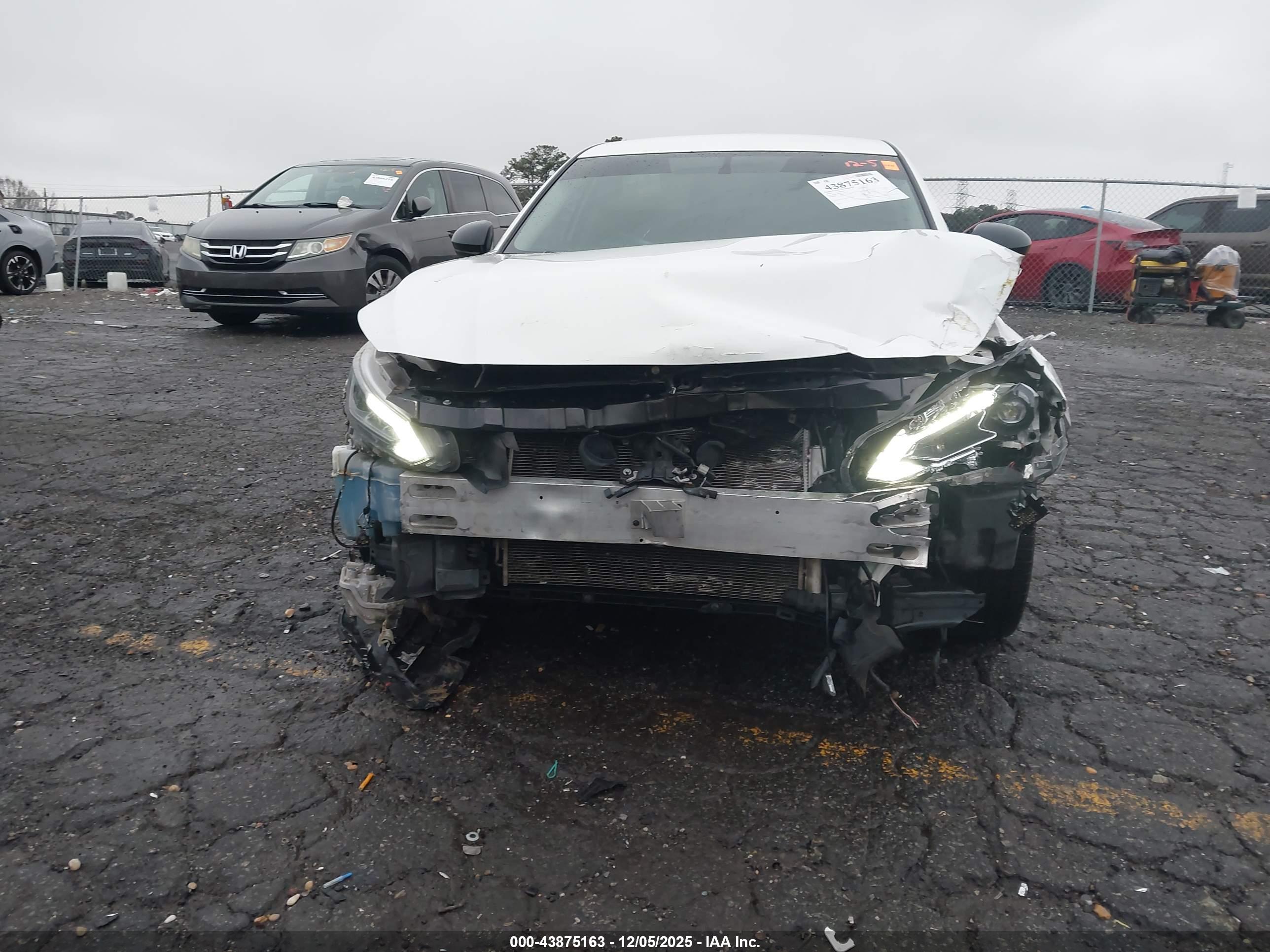 NISSAN ALTIMA image 6