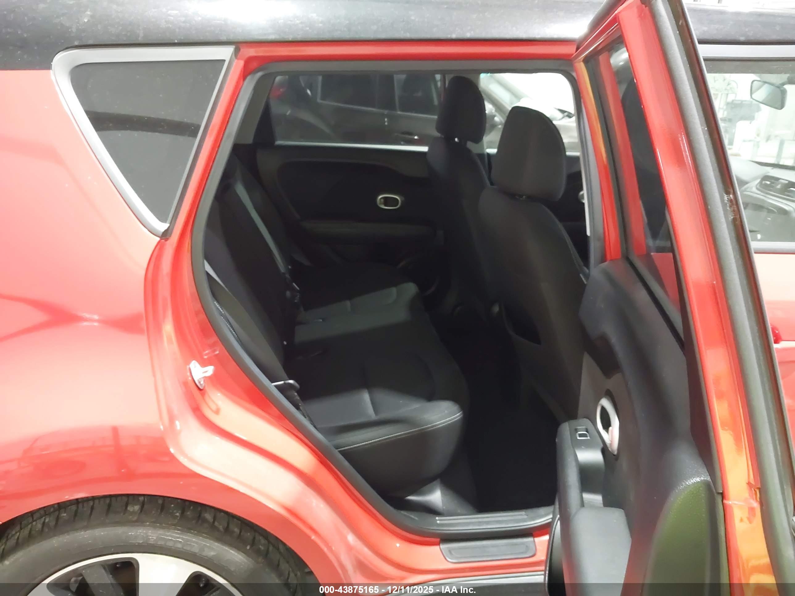 KIA SOUL image 8