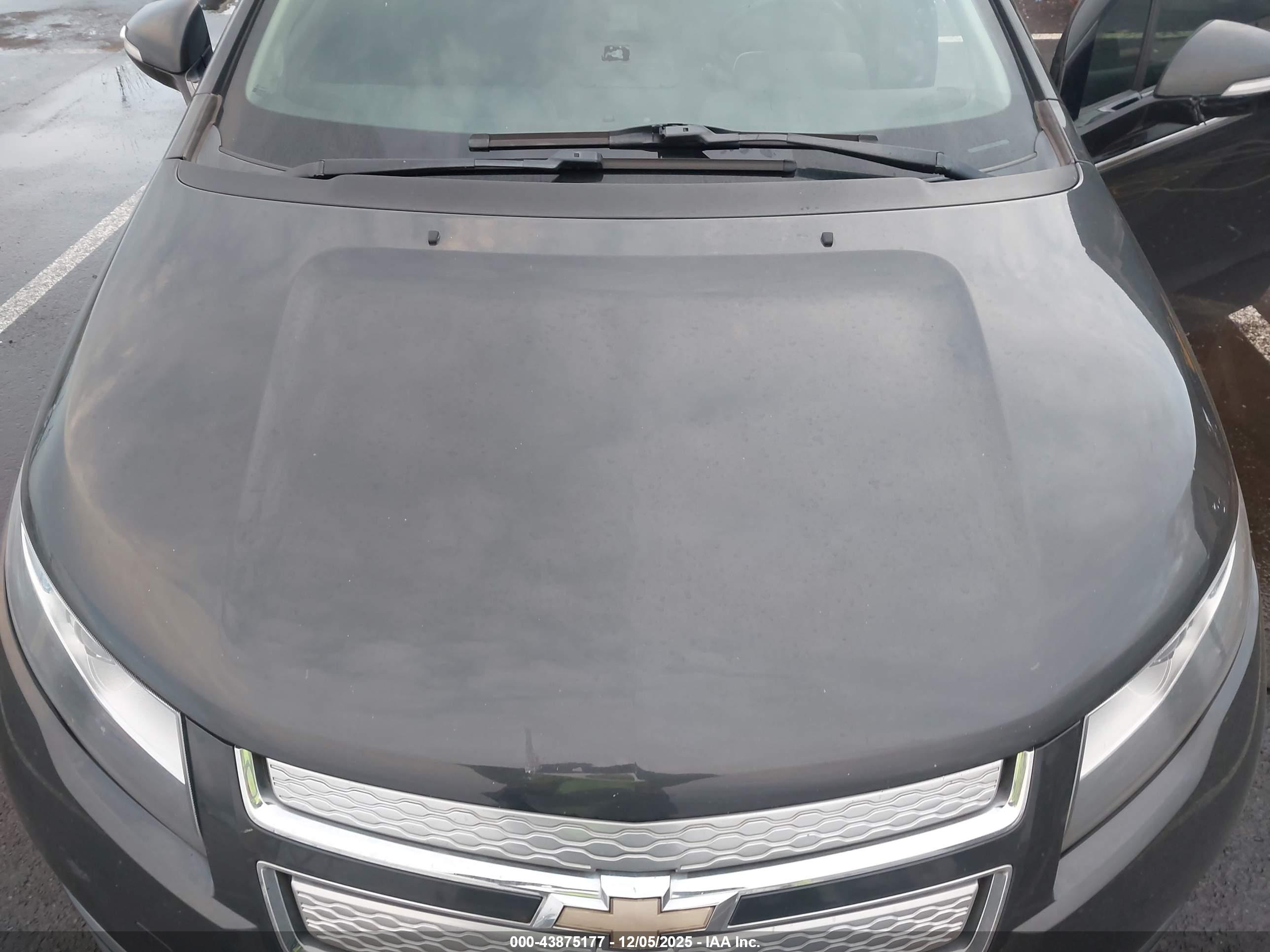 CHEVROLET VOLT image 10