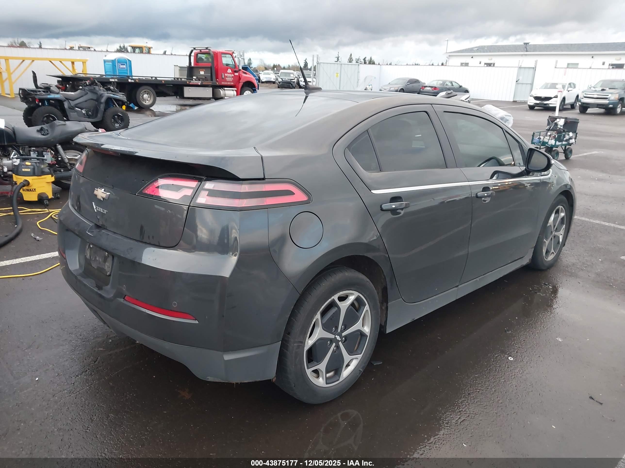 CHEVROLET VOLT image 4