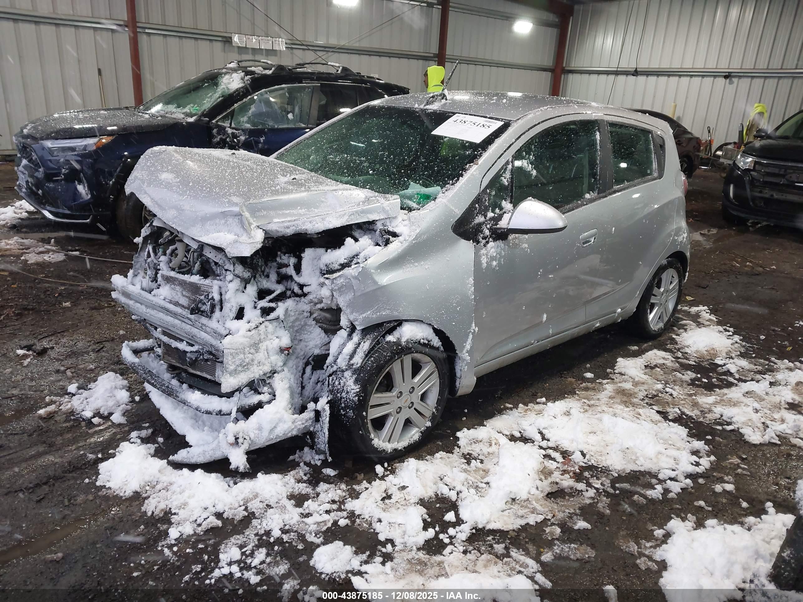 CHEVROLET SPARK image 2