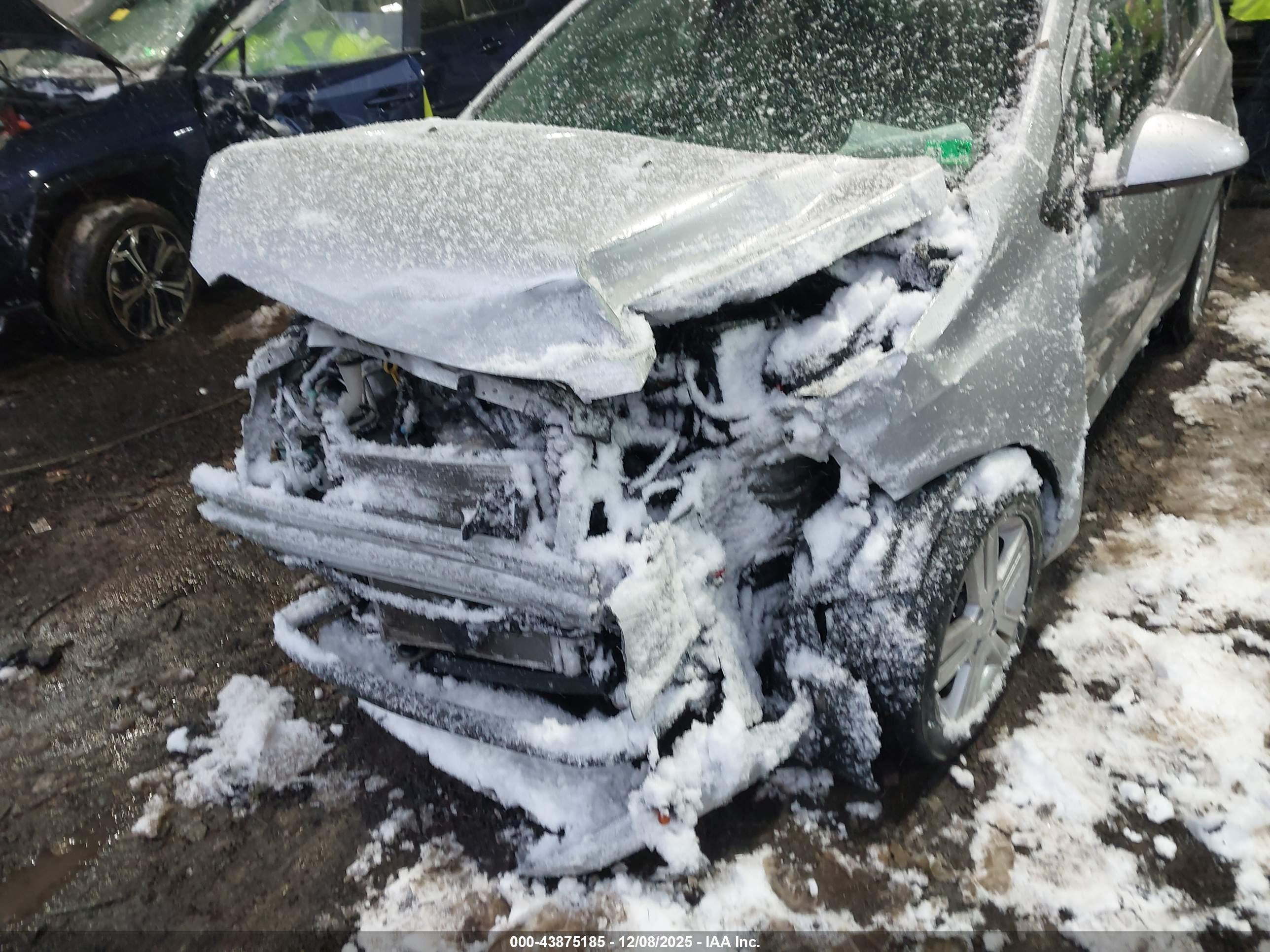 CHEVROLET SPARK image 6
