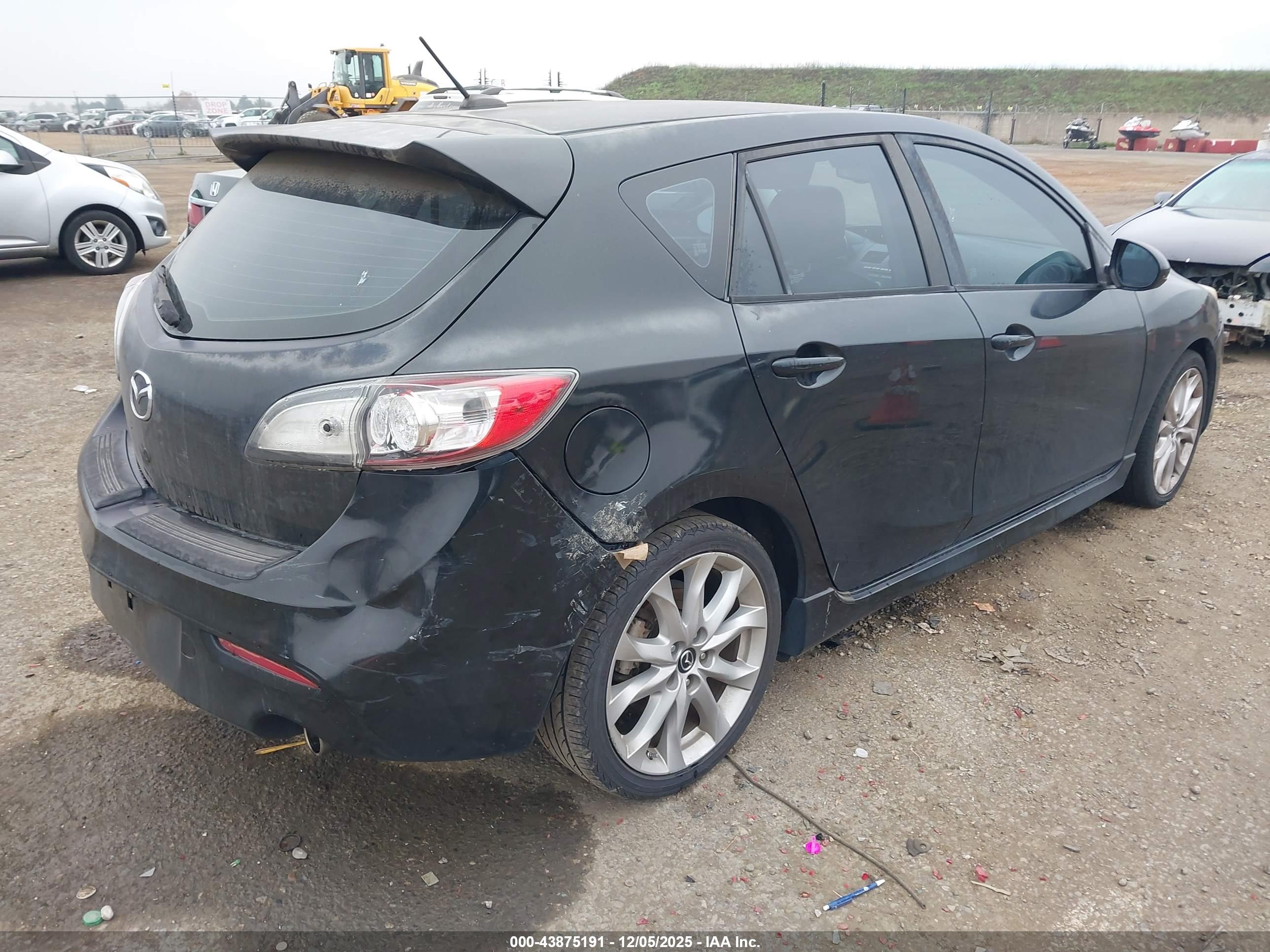 MAZDA MAZDA3 image 6