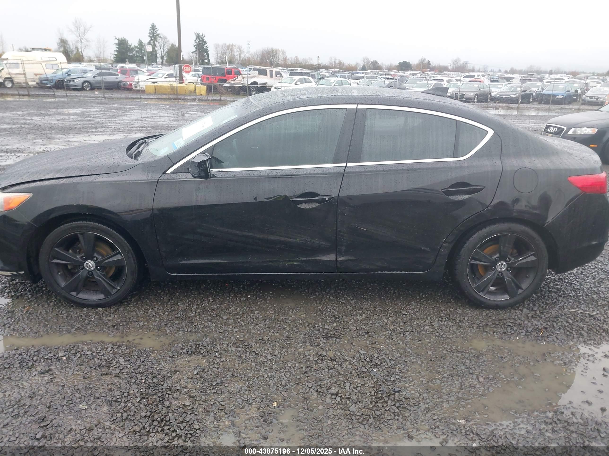 ACURA ILX image 6