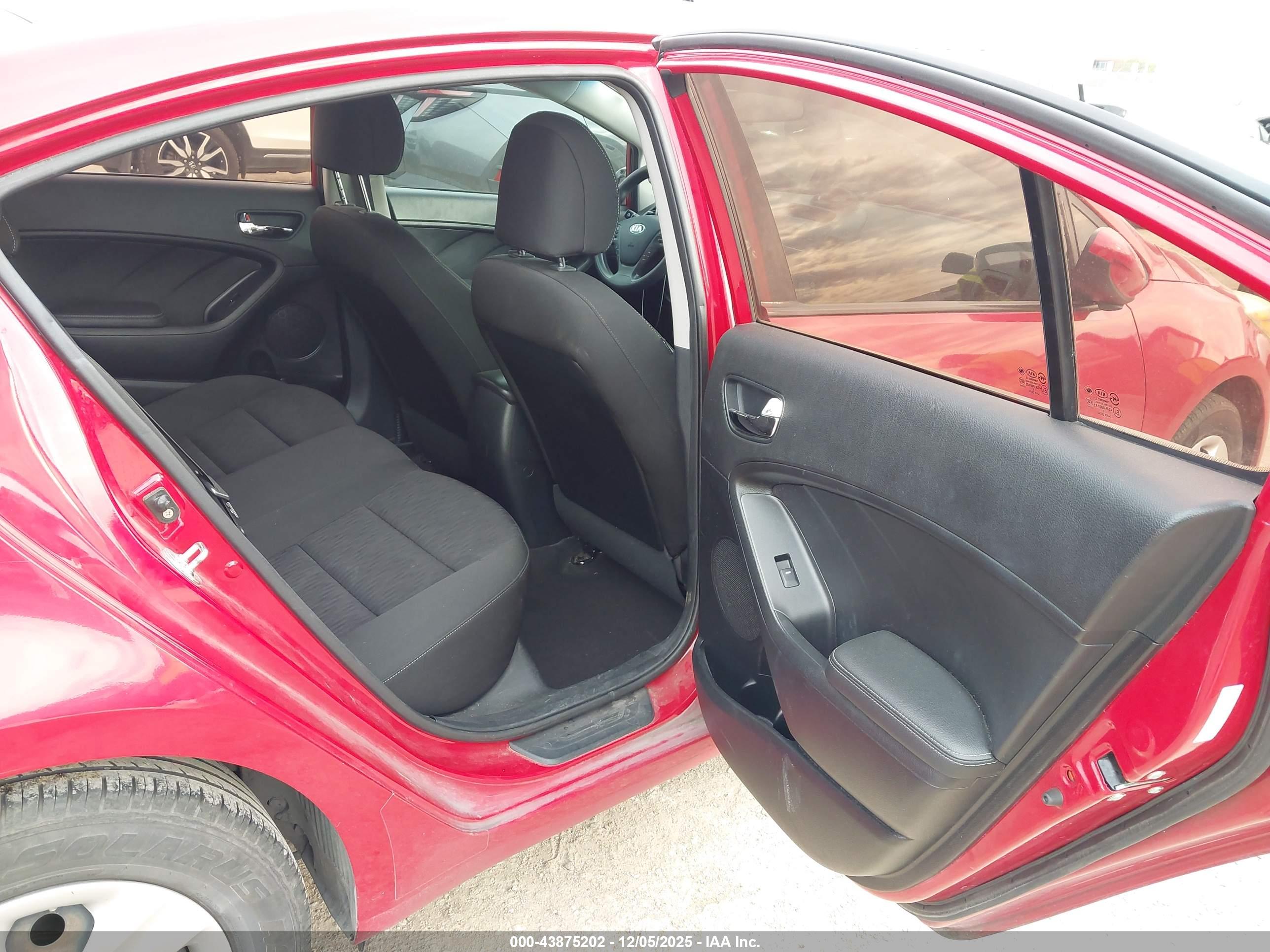 KIA FORTE image 8