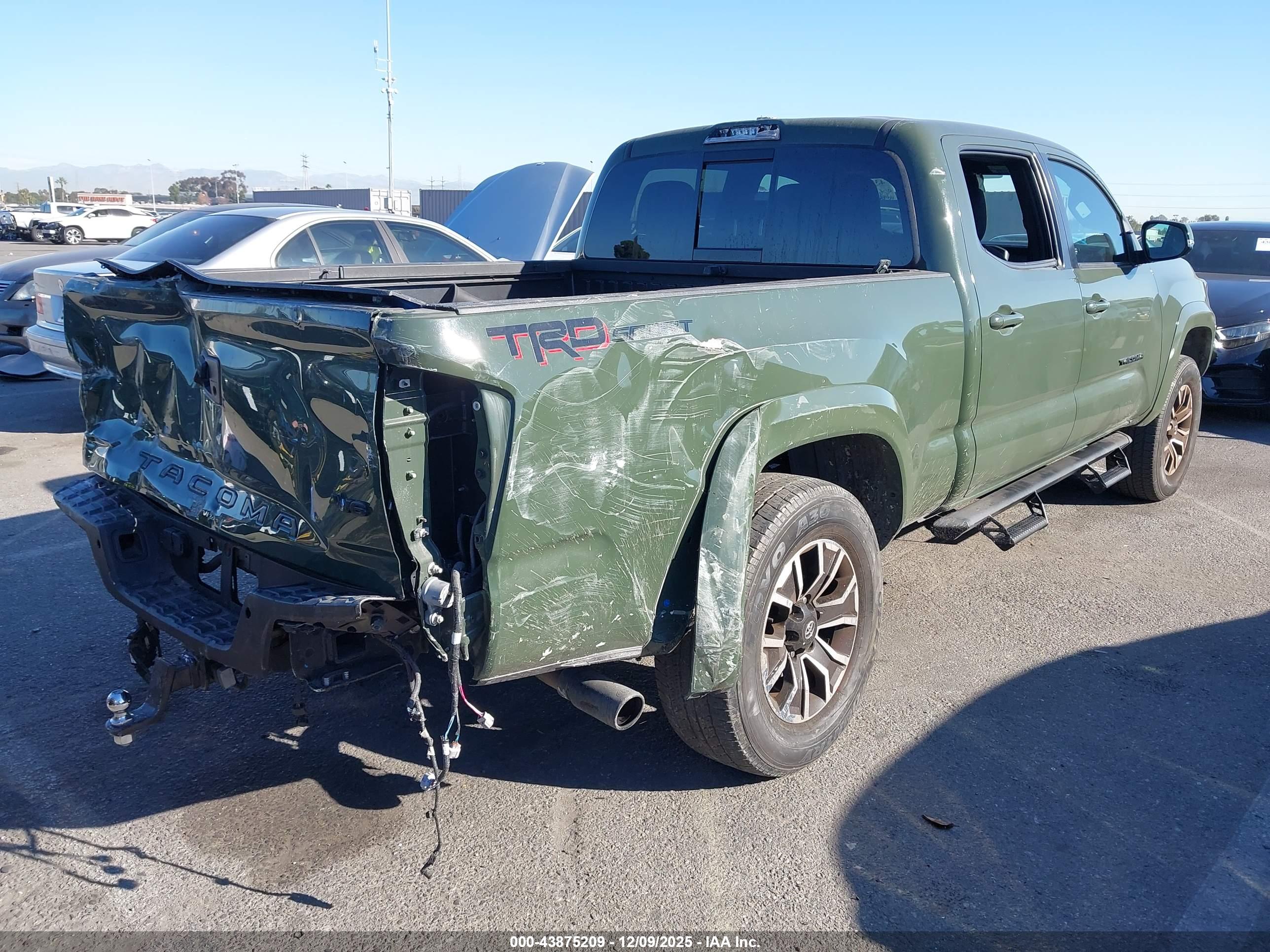 TOYOTA TACOMA image 4
