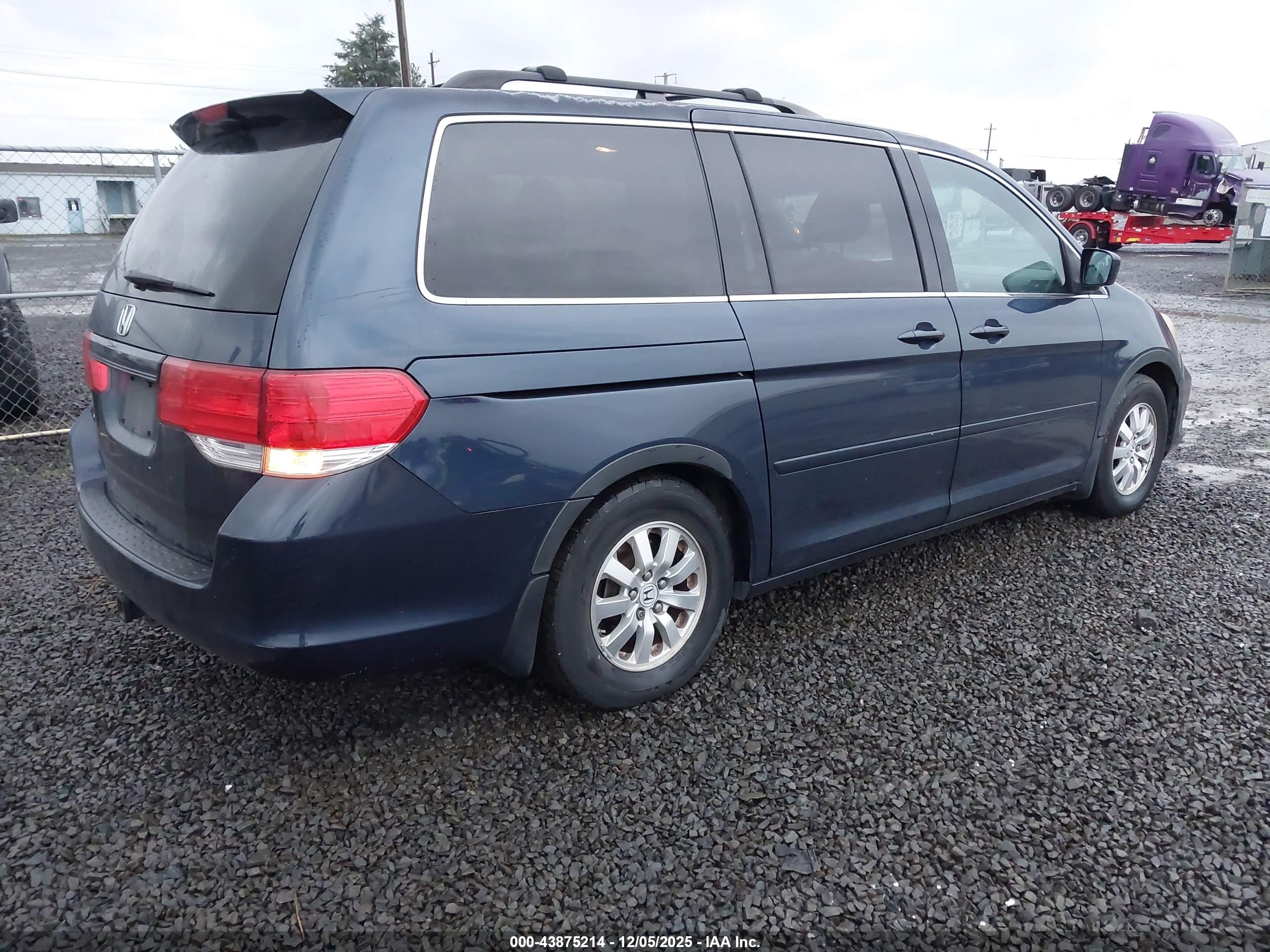 HONDA ODYSSEY image 4