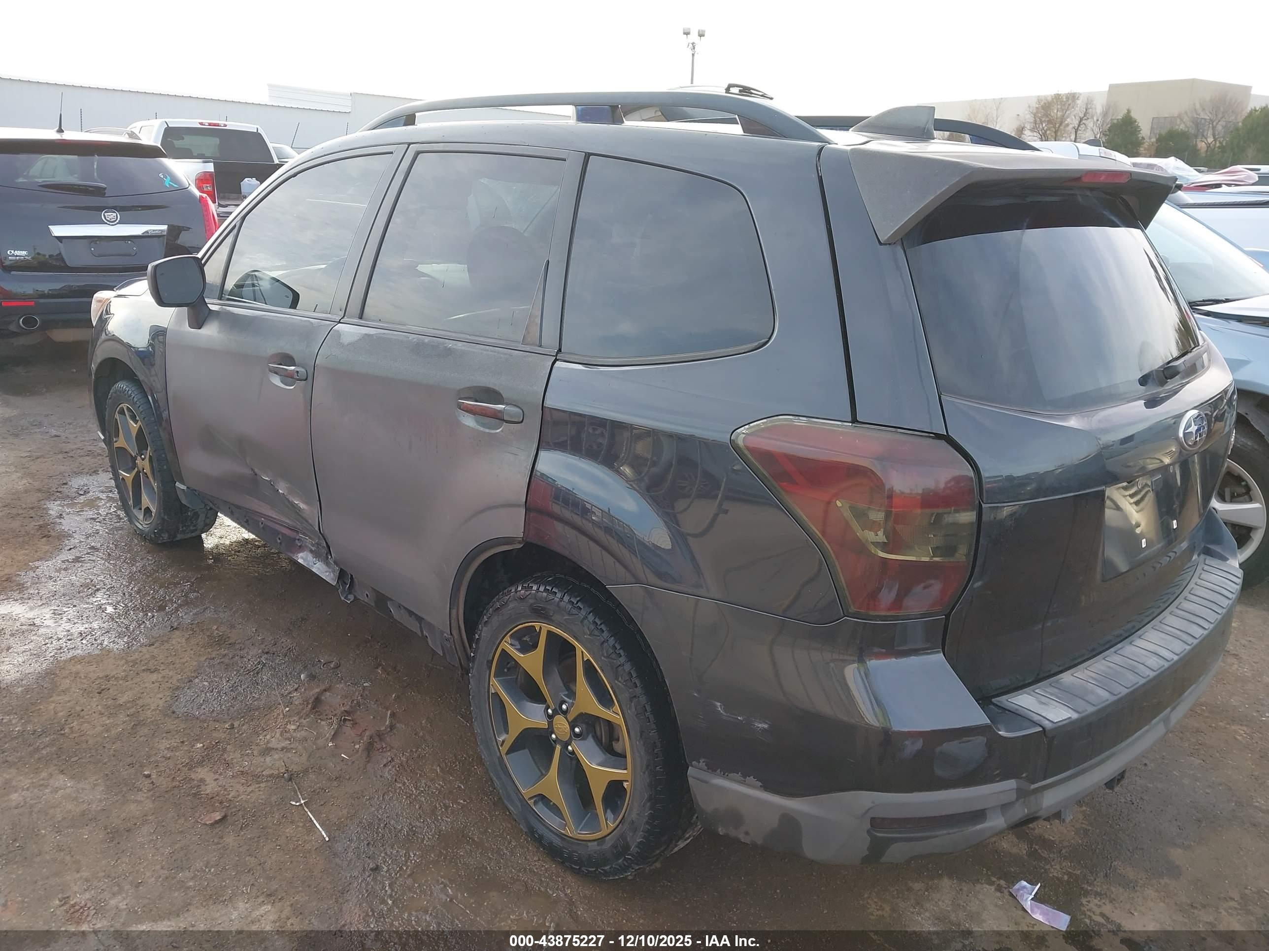 SUBARU FORESTER image 3