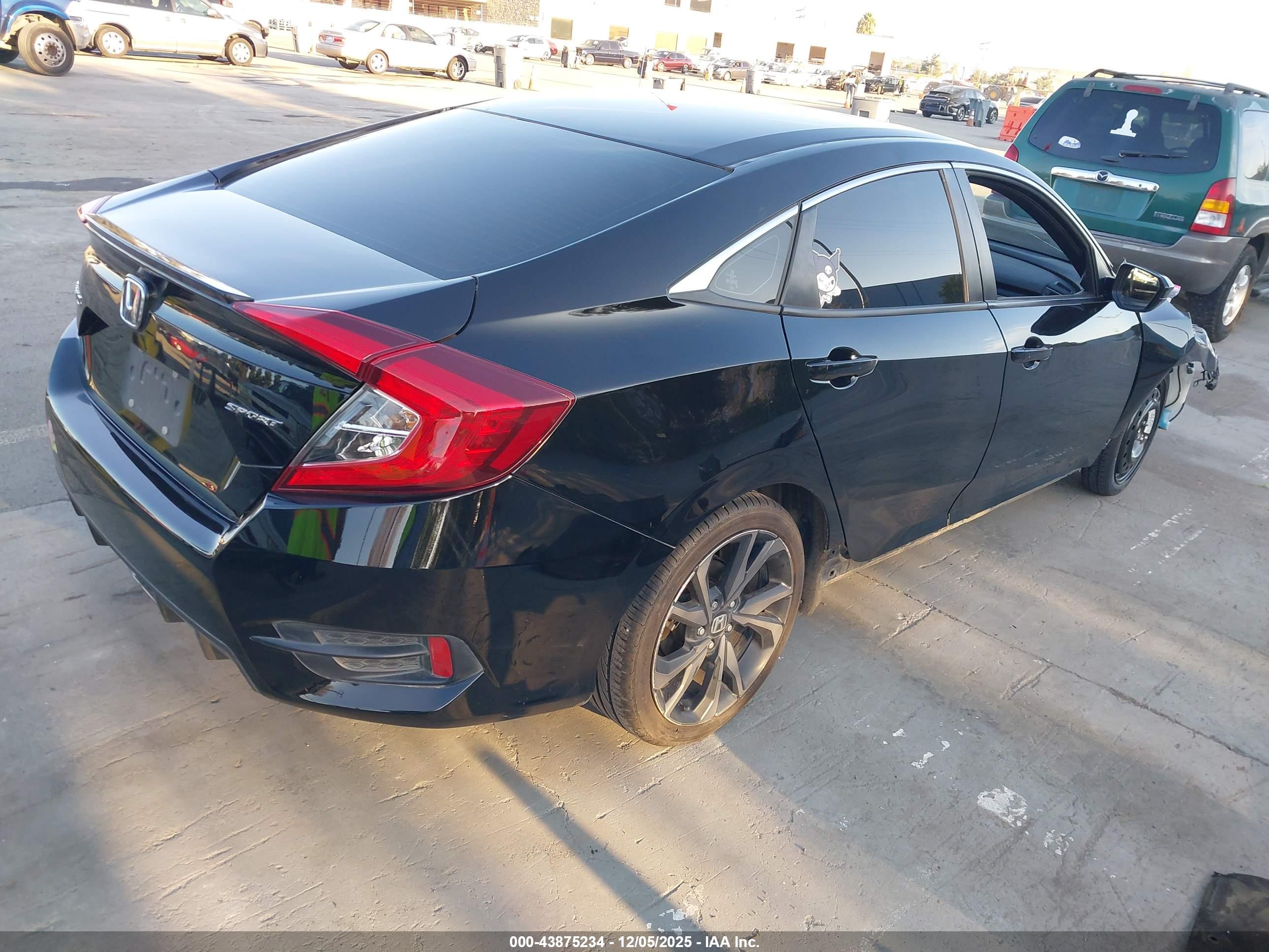HONDA CIVIC image 4