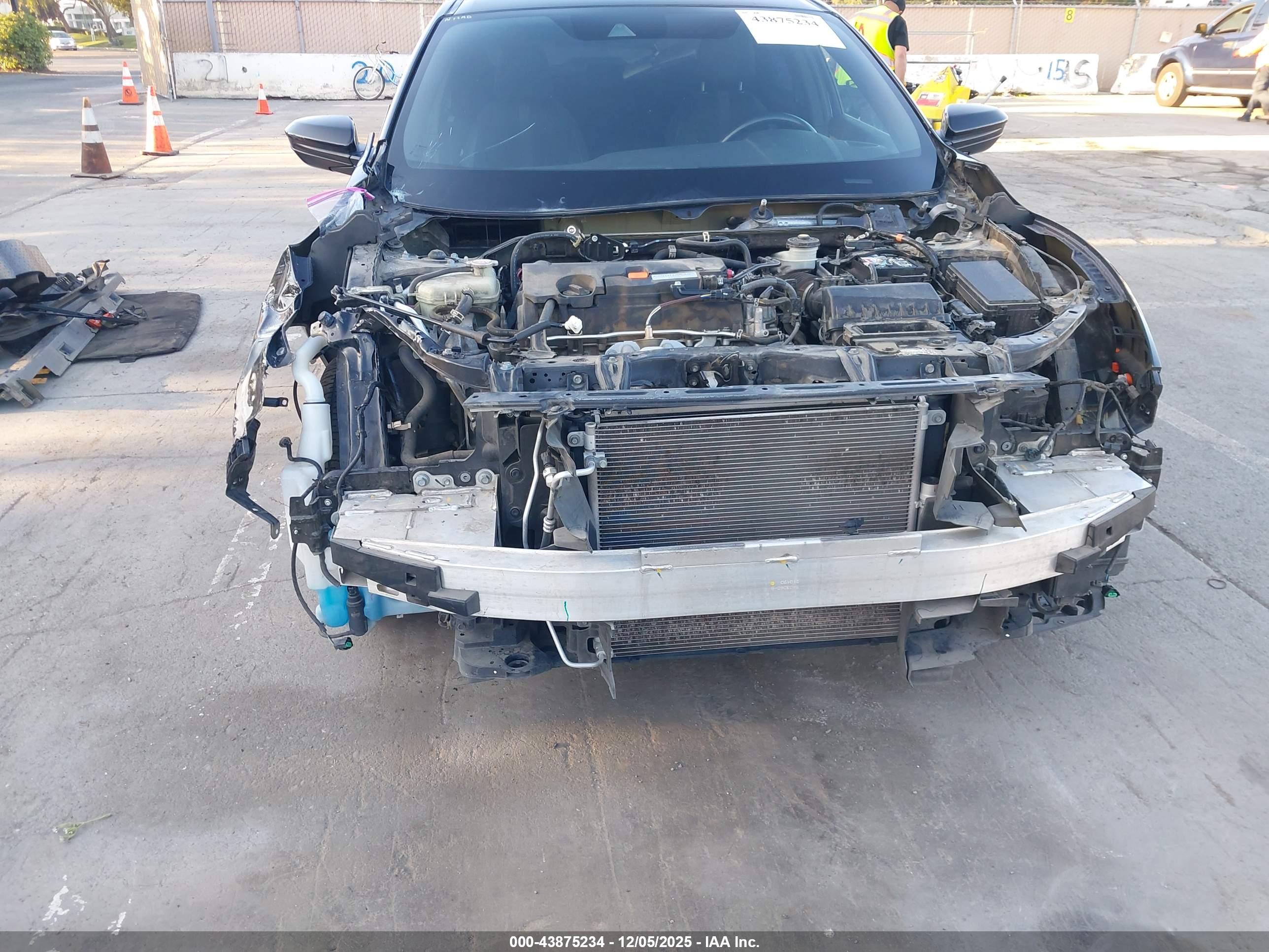 HONDA CIVIC image 6