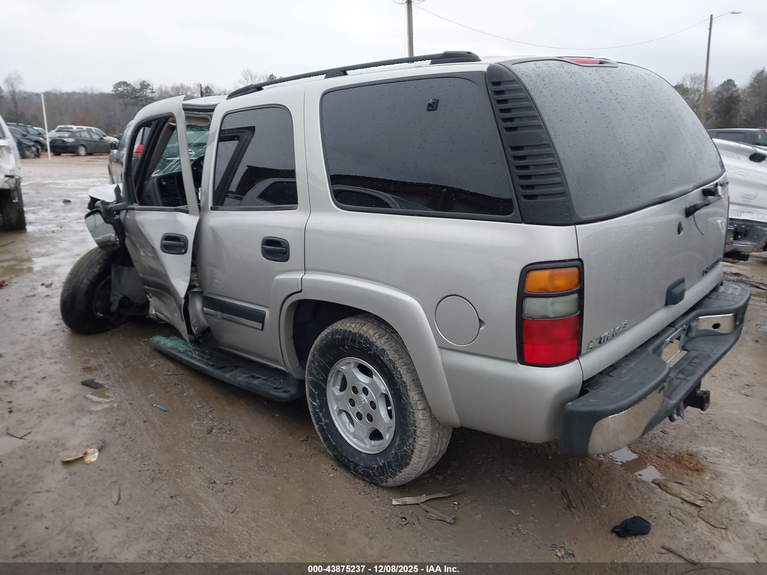 CHEVROLET TAHOE image 3
