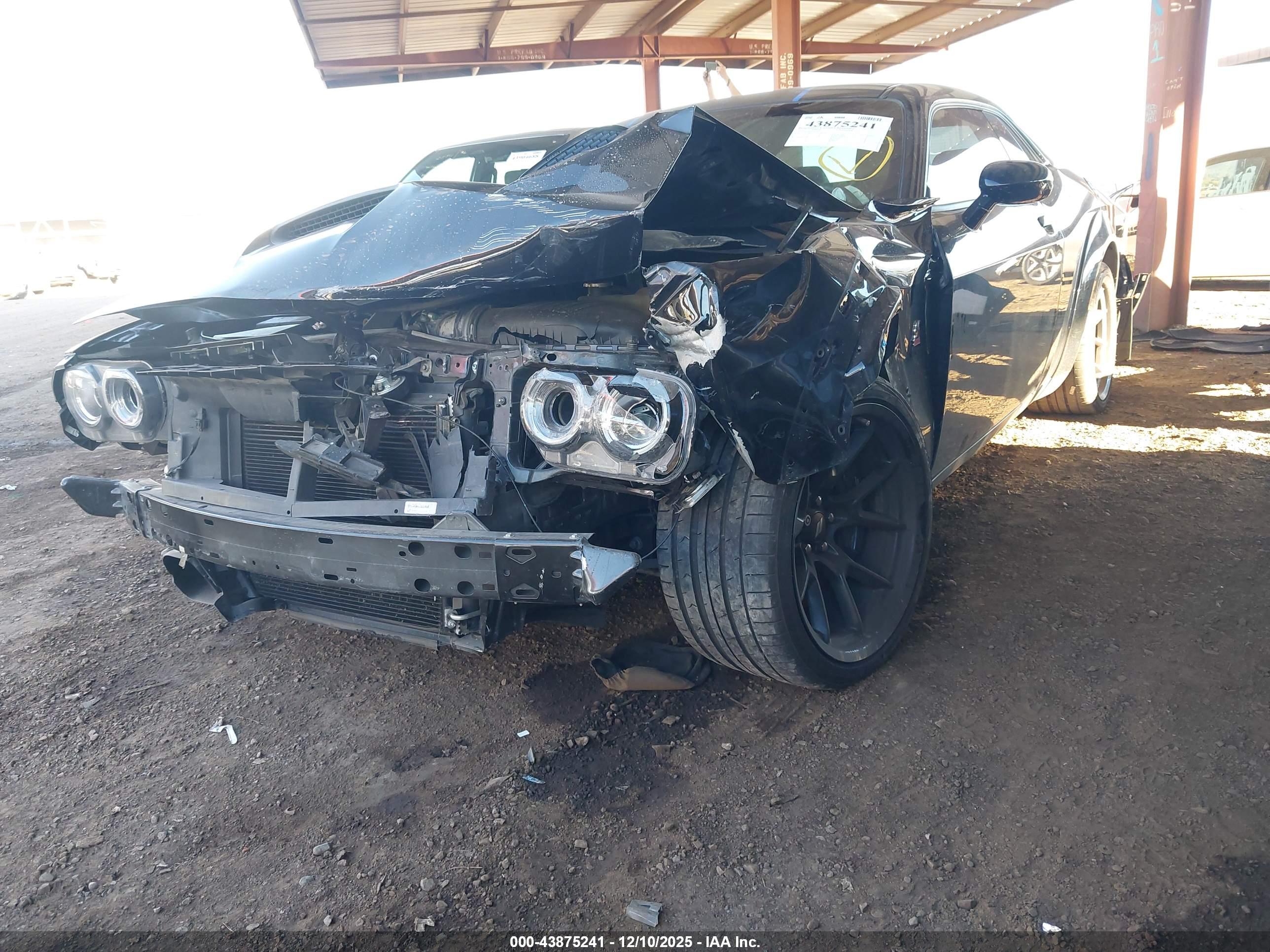 DODGE CHALLENGER image 2
