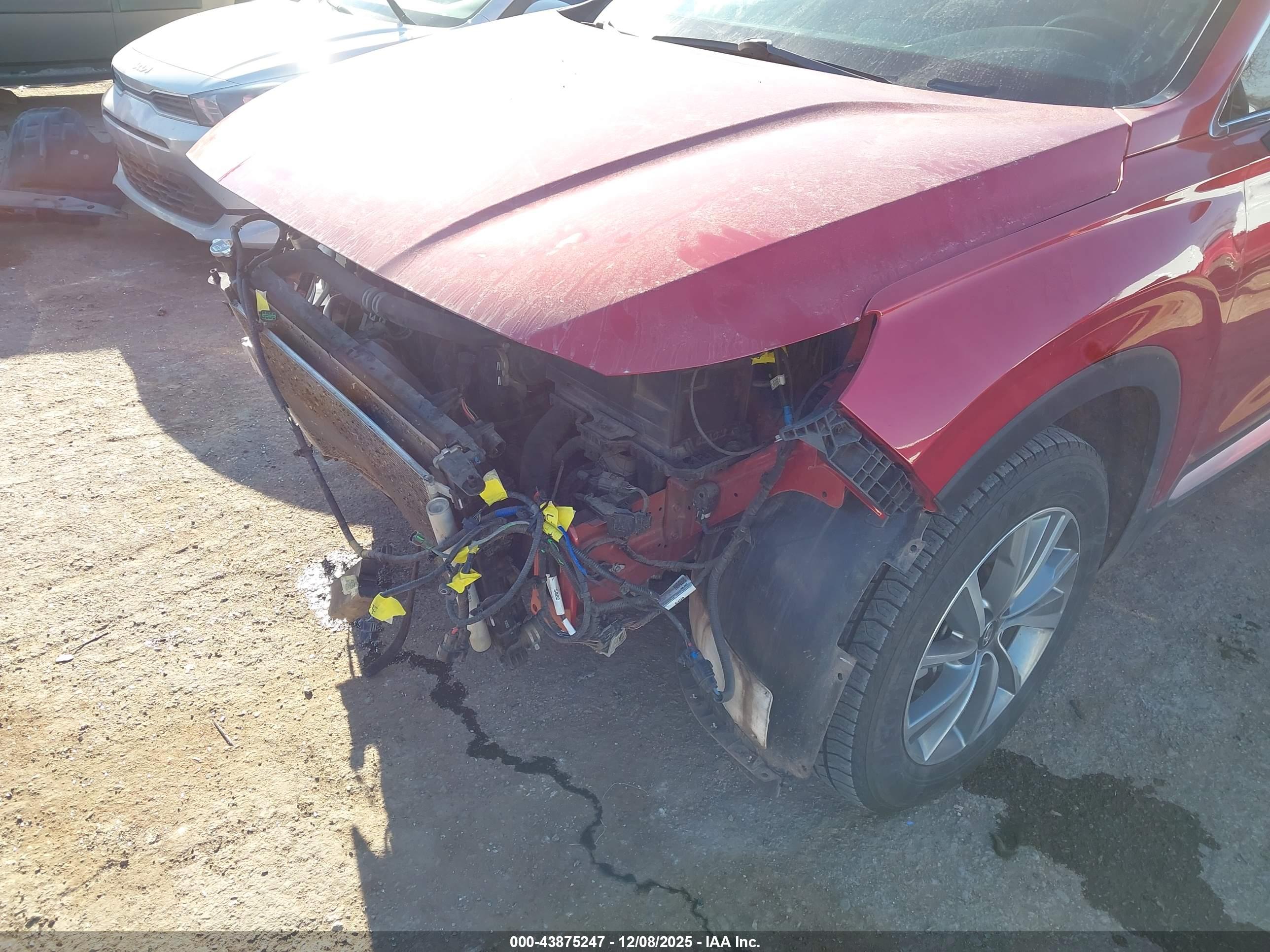 HYUNDAI SANTA image 6